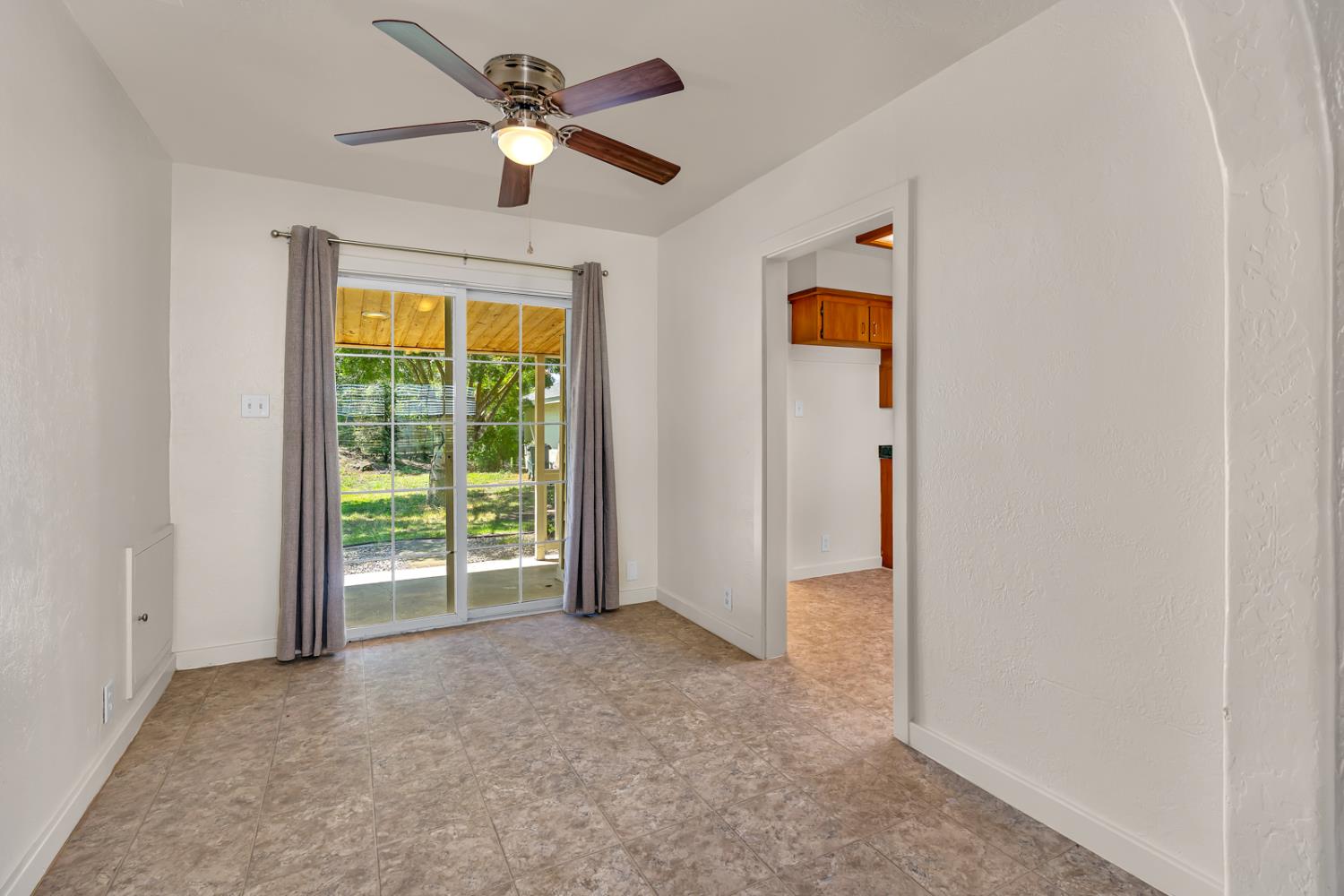44671 Hobart Rd, Dos Palos, CA 93620