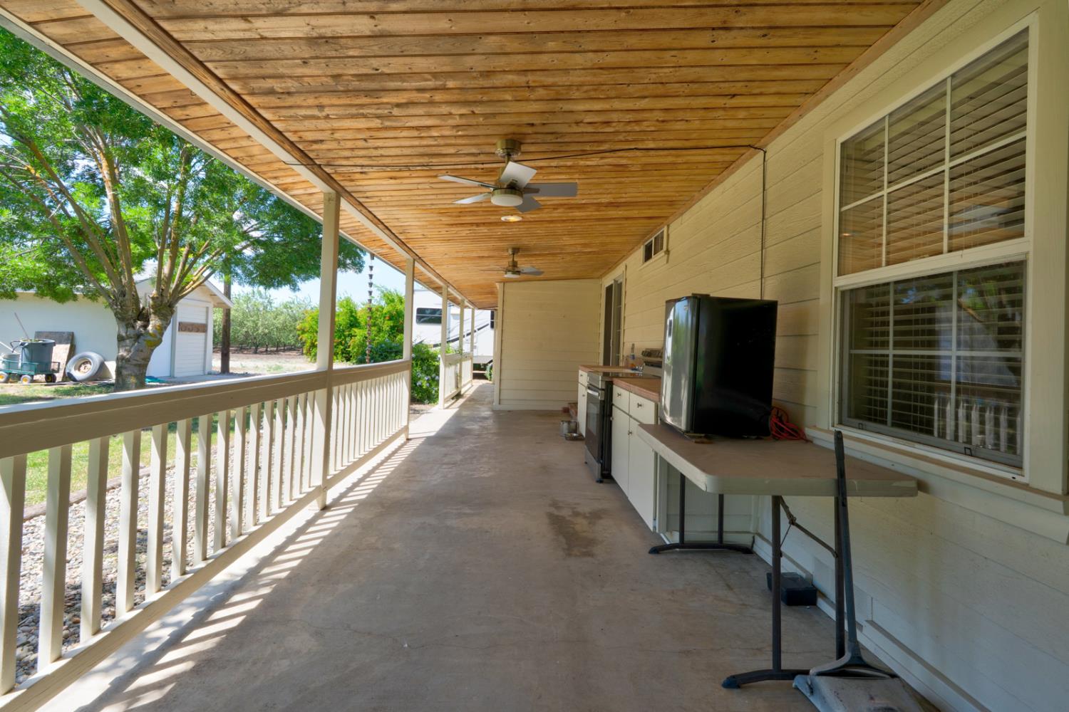 44671 Hobart Rd, Dos Palos, CA 93620