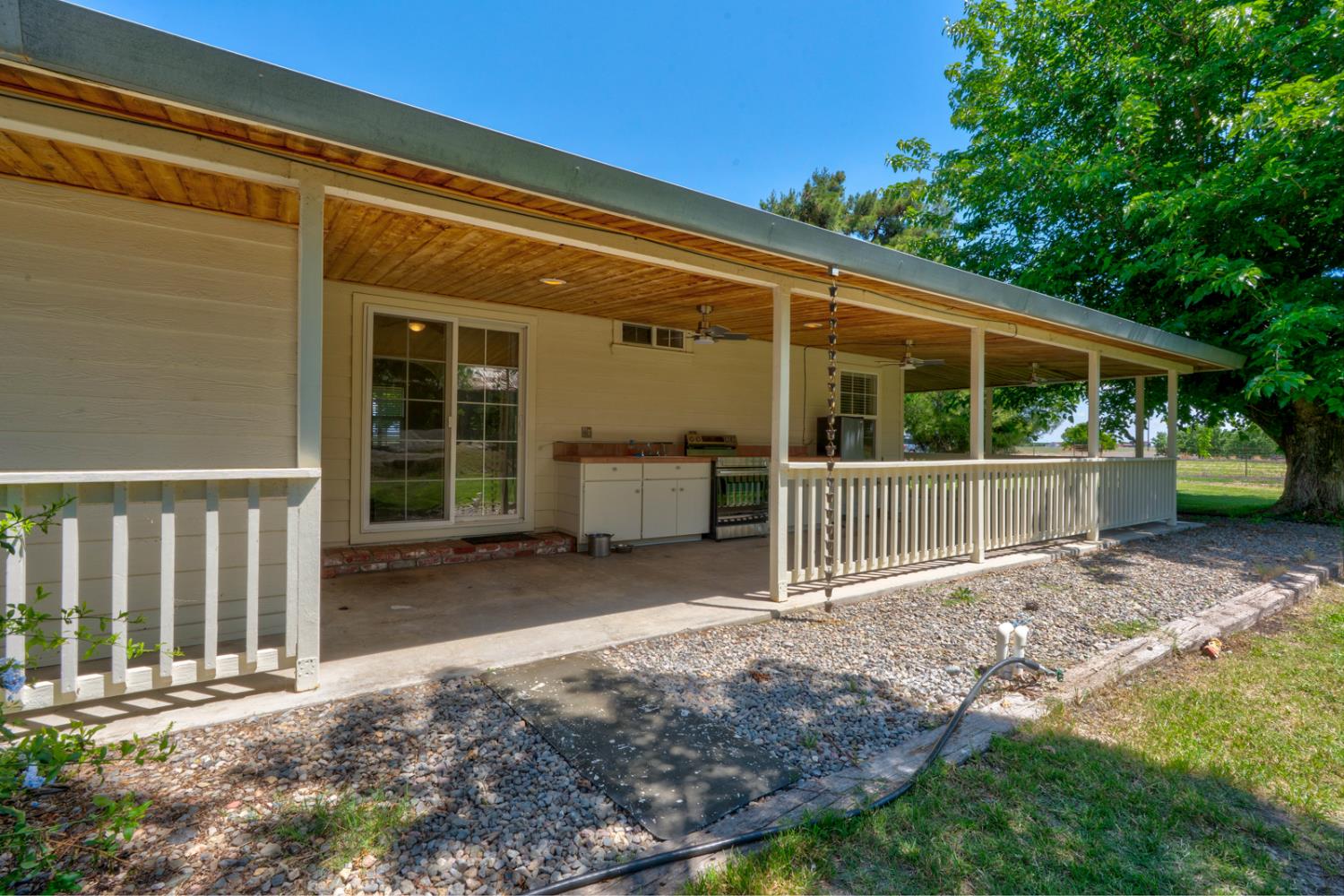 44671 Hobart Rd, Dos Palos, CA 93620
