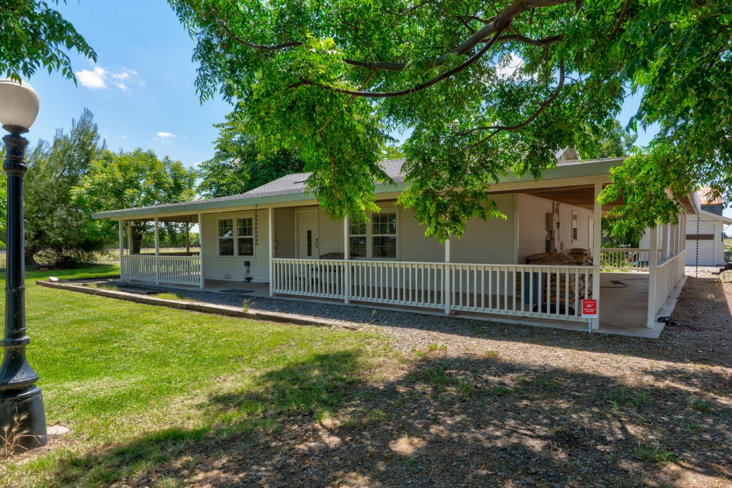44671 Hobart Rd, Dos Palos, CA 93620