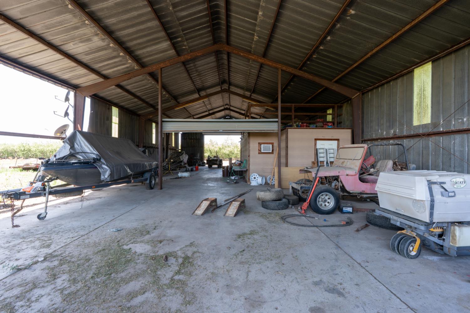 44671 Hobart Rd, Dos Palos, CA 93620