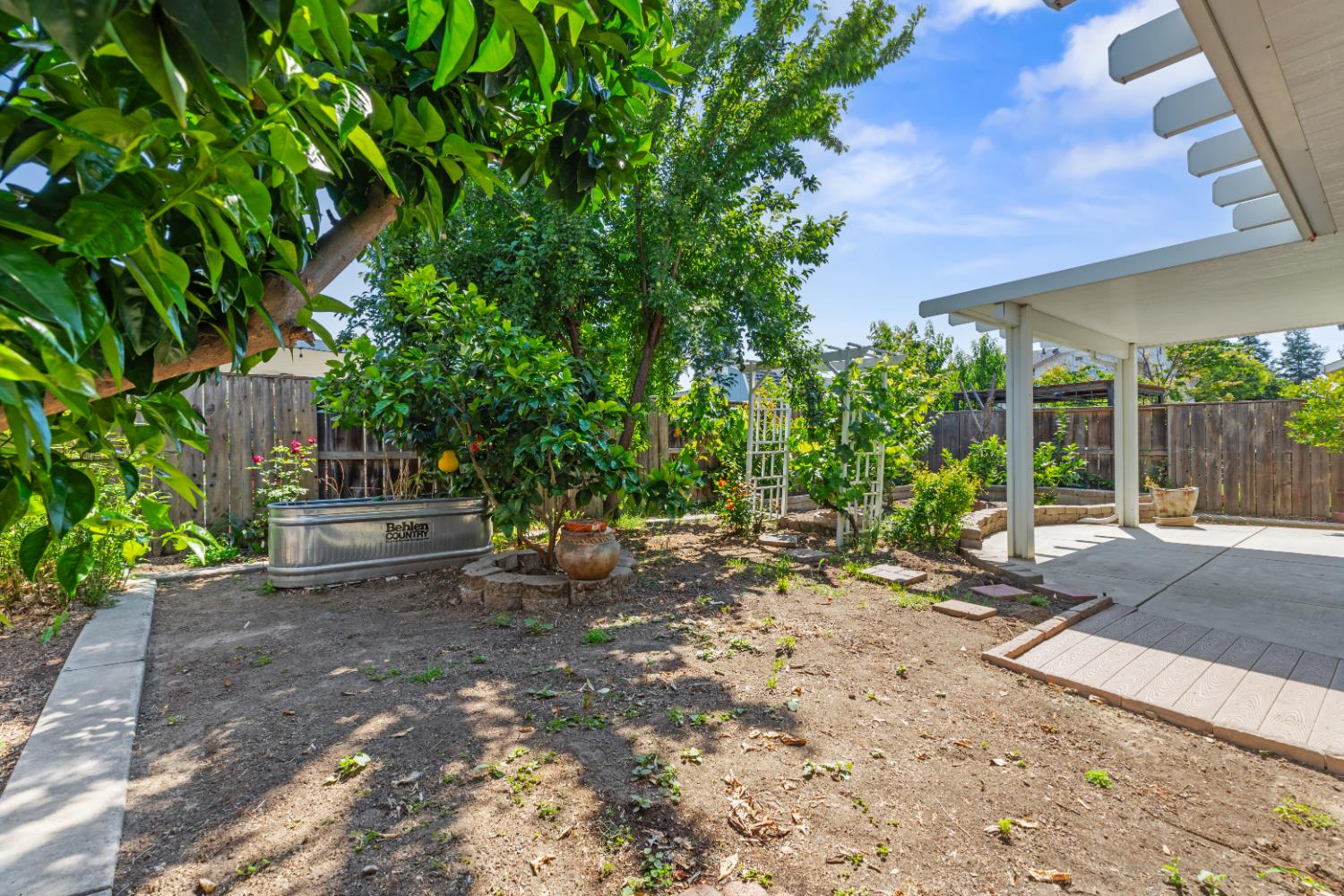 242 Greenhouse Way, Turlock, CA 95382