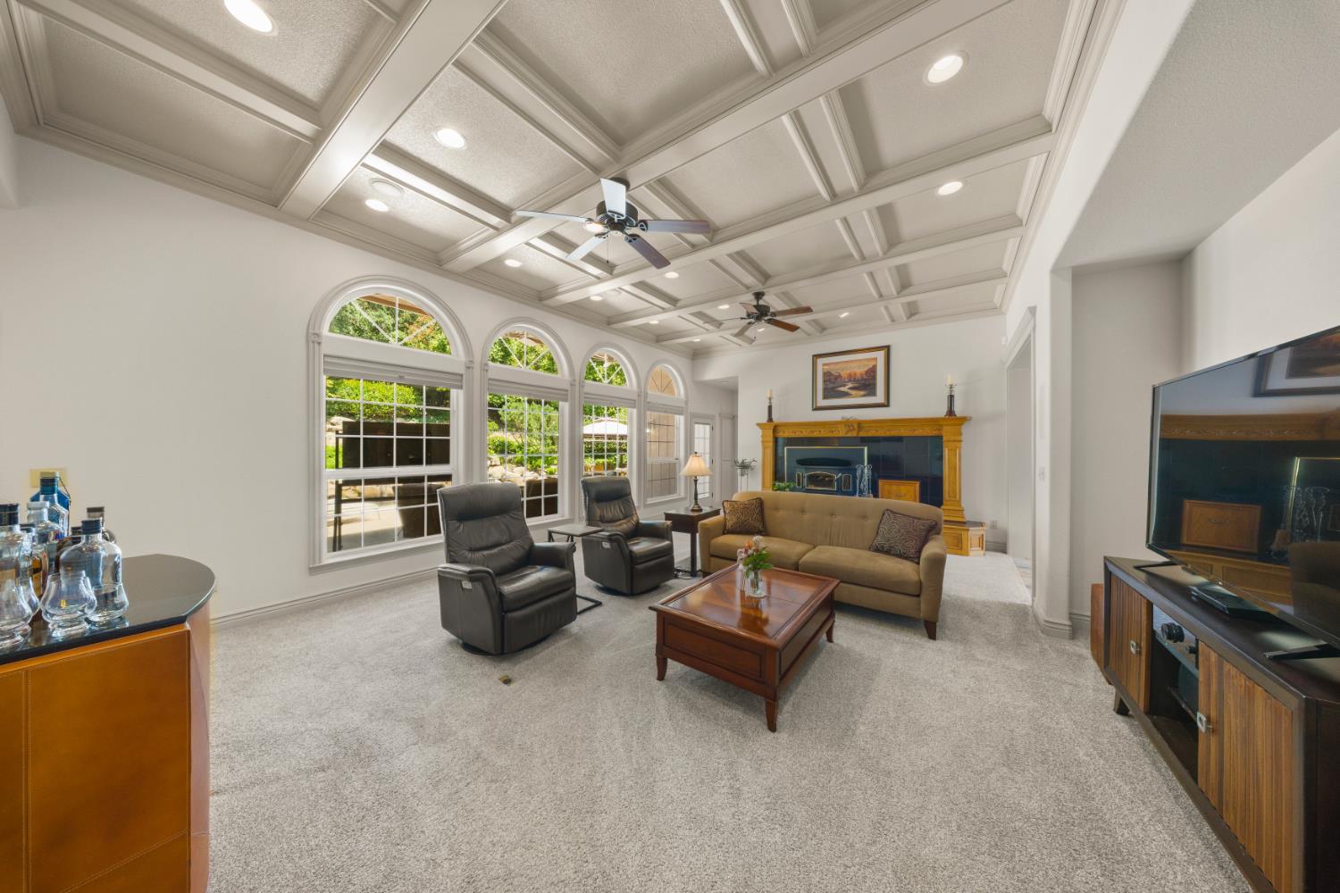 11318 Scarlet Oak Dr, Oakdale, CA 95361