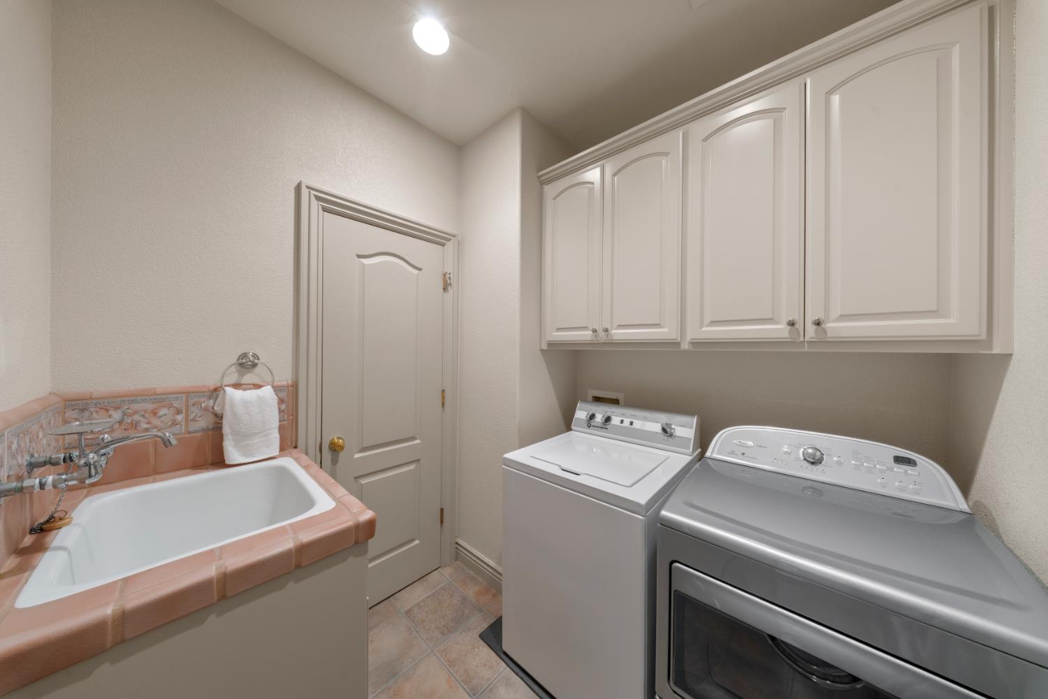 11318 Scarlet Oak Dr, Oakdale, CA 95361