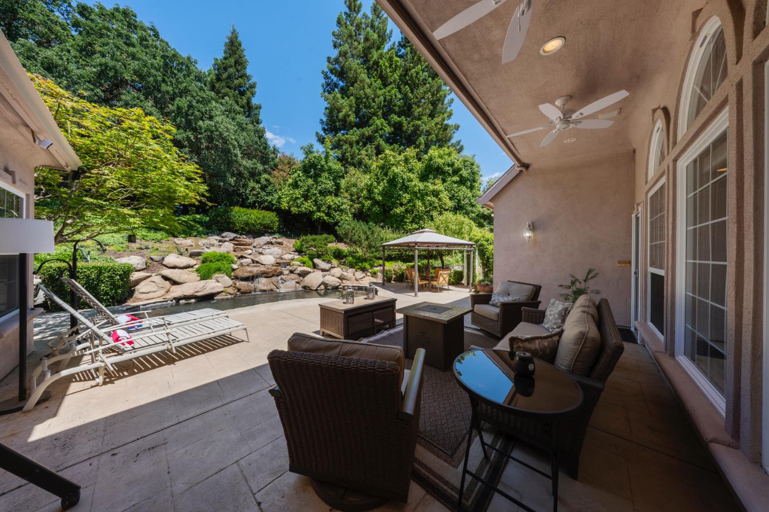 11318 Scarlet Oak Dr, Oakdale, CA 95361