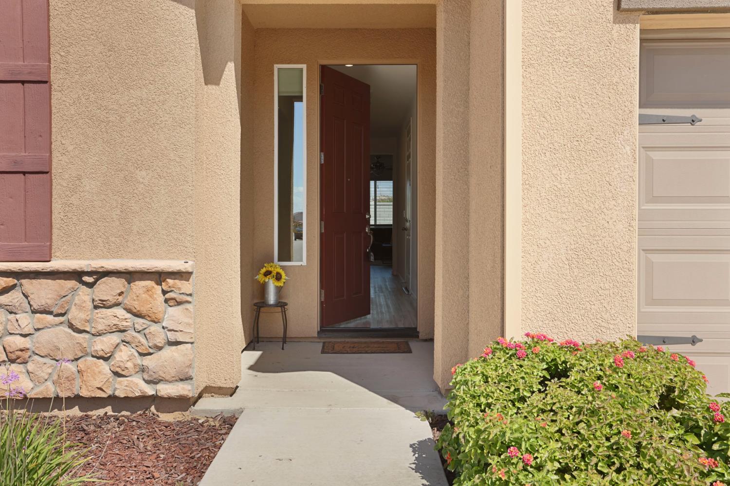 2008 Anders Ave, Manteca, CA 95337