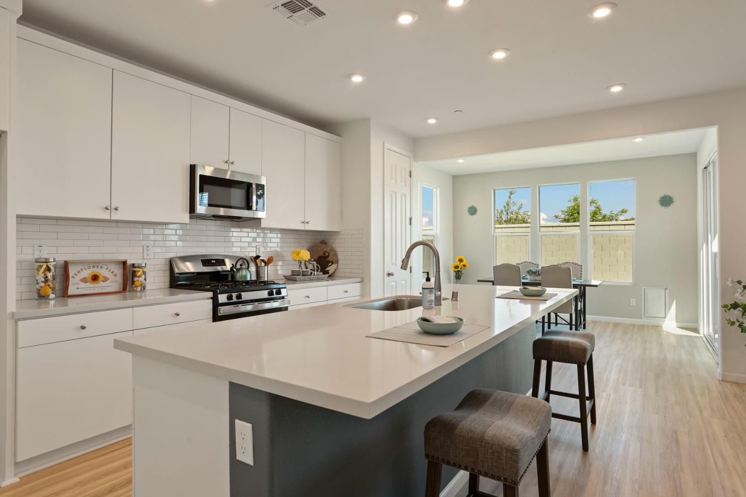 2008 Anders Ave, Manteca, CA 95337