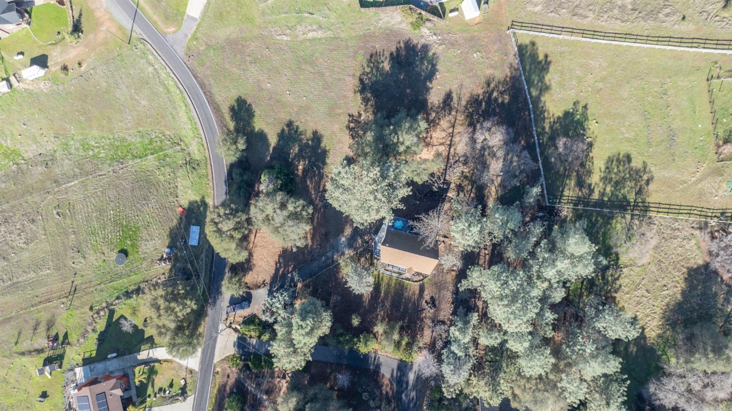 2423 Quail Hill Rd, Copperopolis, CA 95228