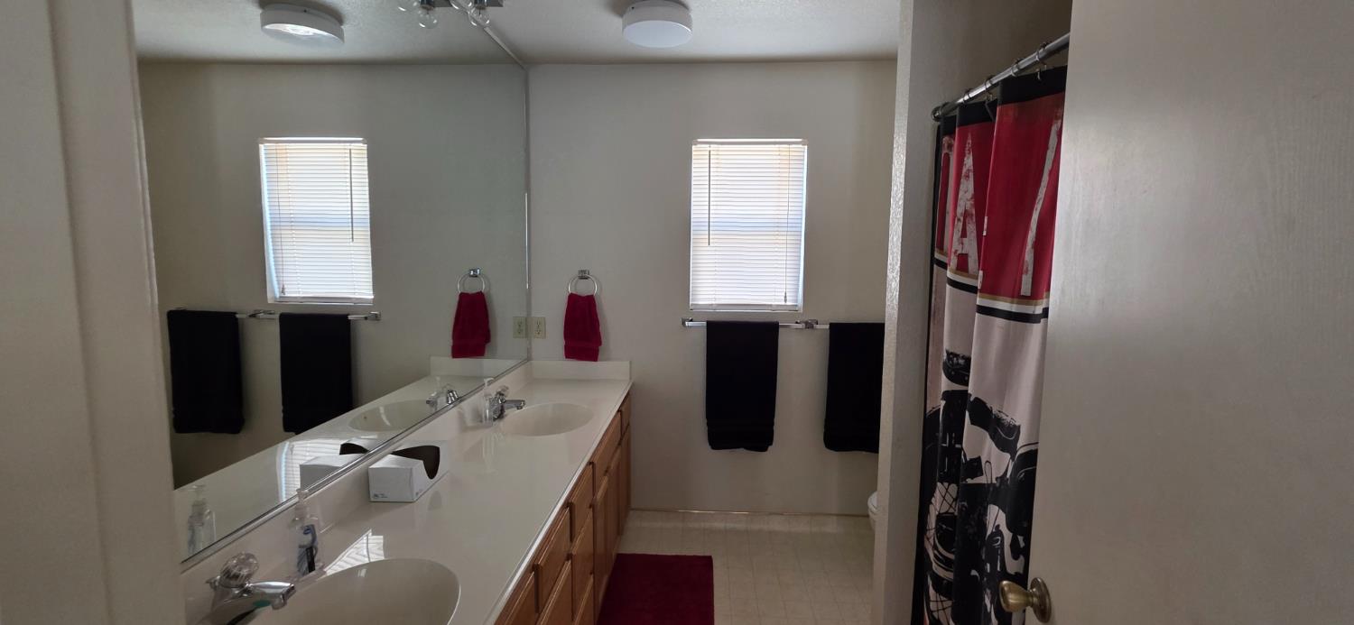 3413 Allan Adale Dr, Modesto, CA 95355