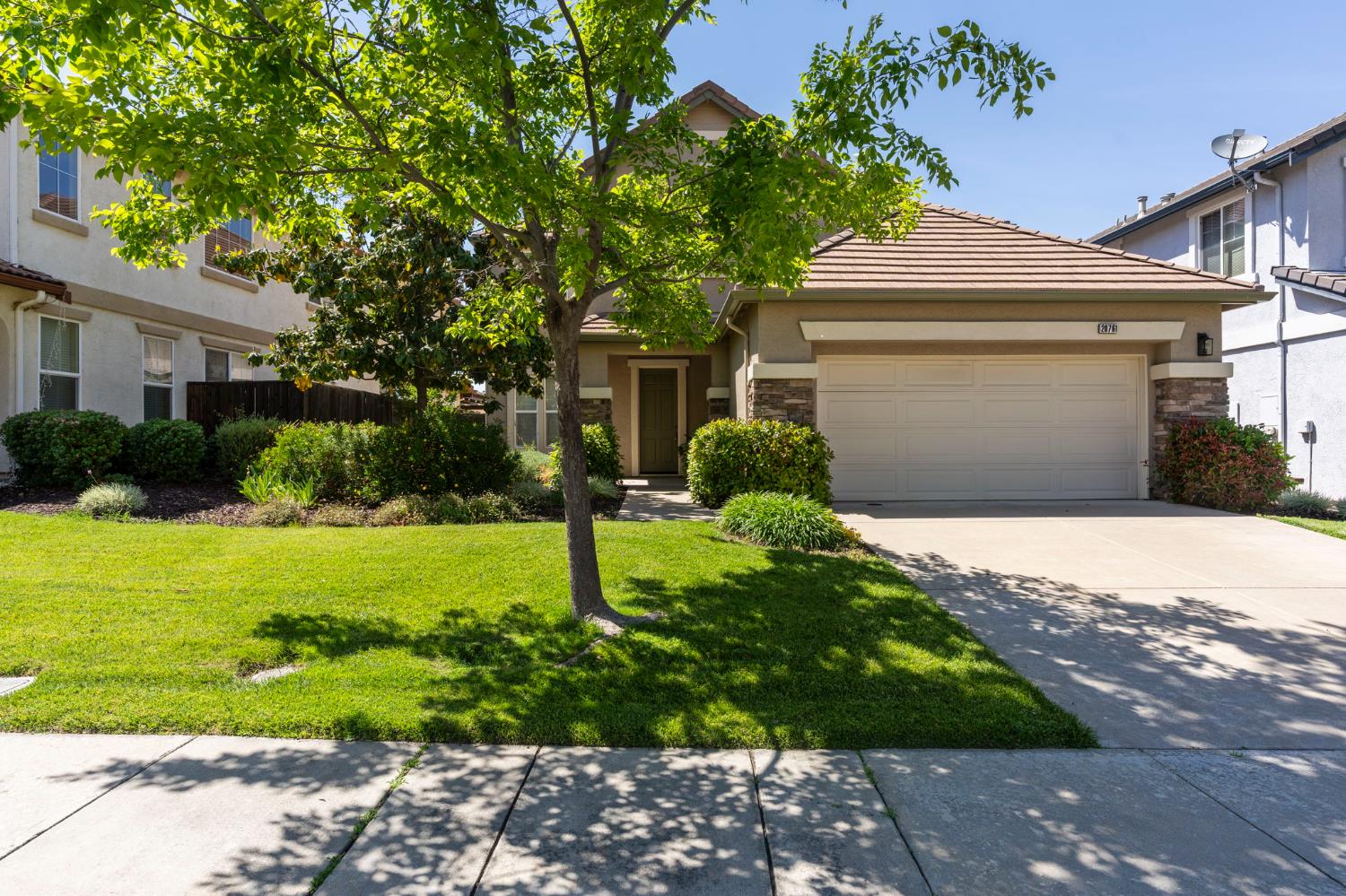 20761 Fairway Dr, Patterson, CA 95363