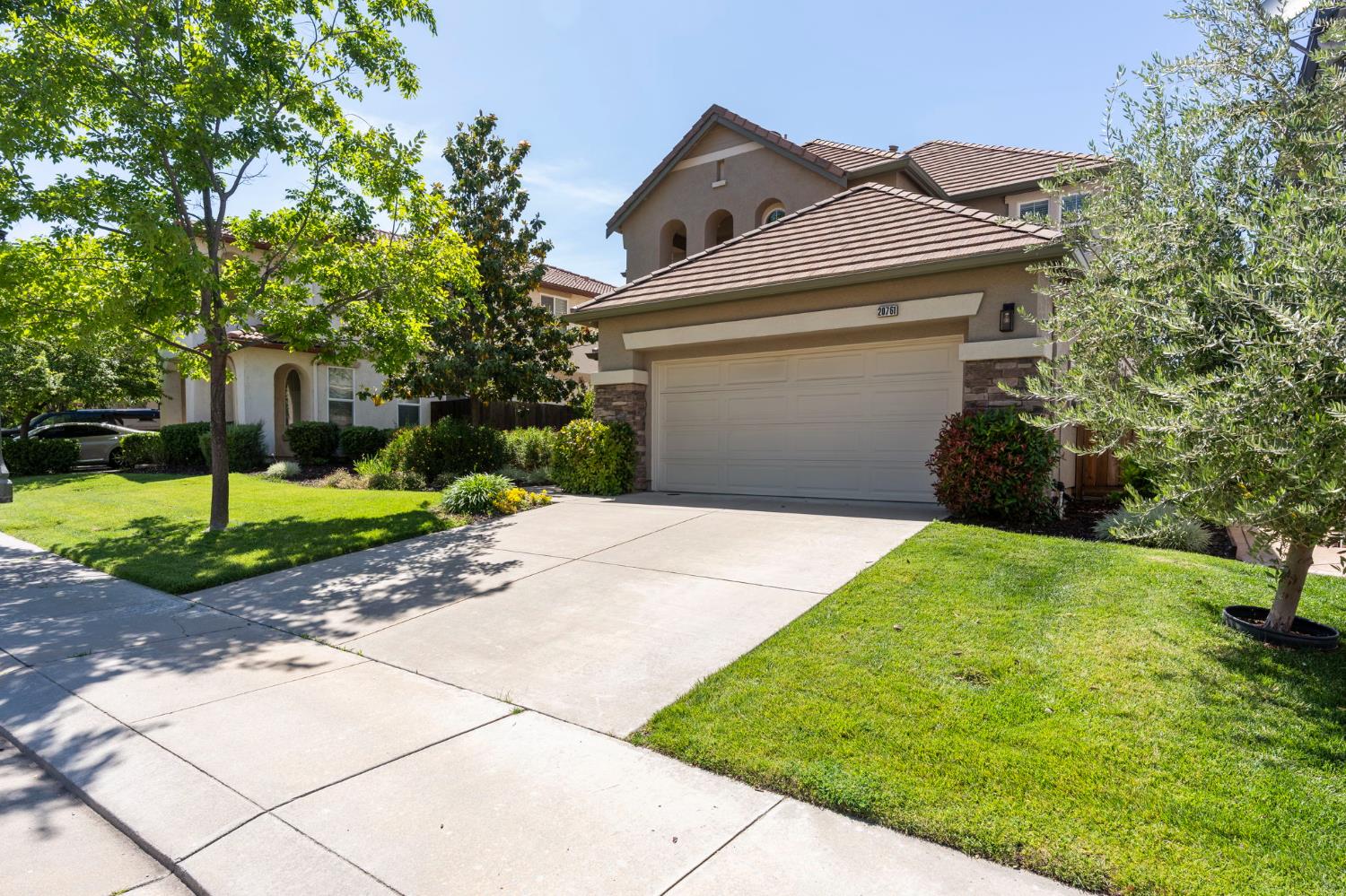 20761 Fairway Dr, Patterson, CA 95363