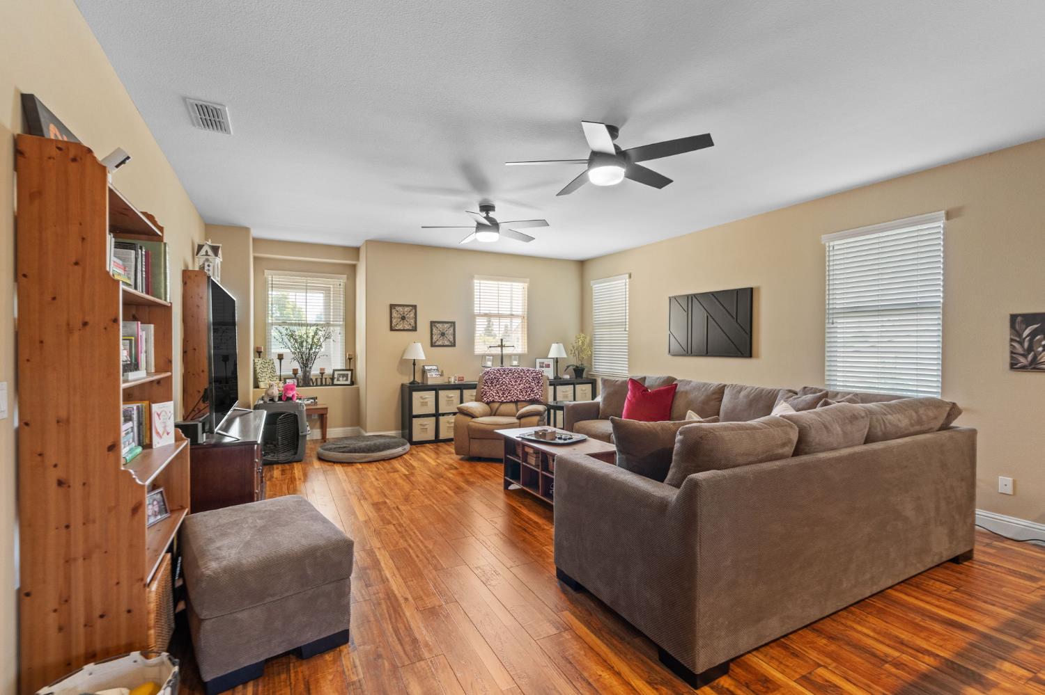 175 26567 N Feverfew St, Manteca, CA 95337