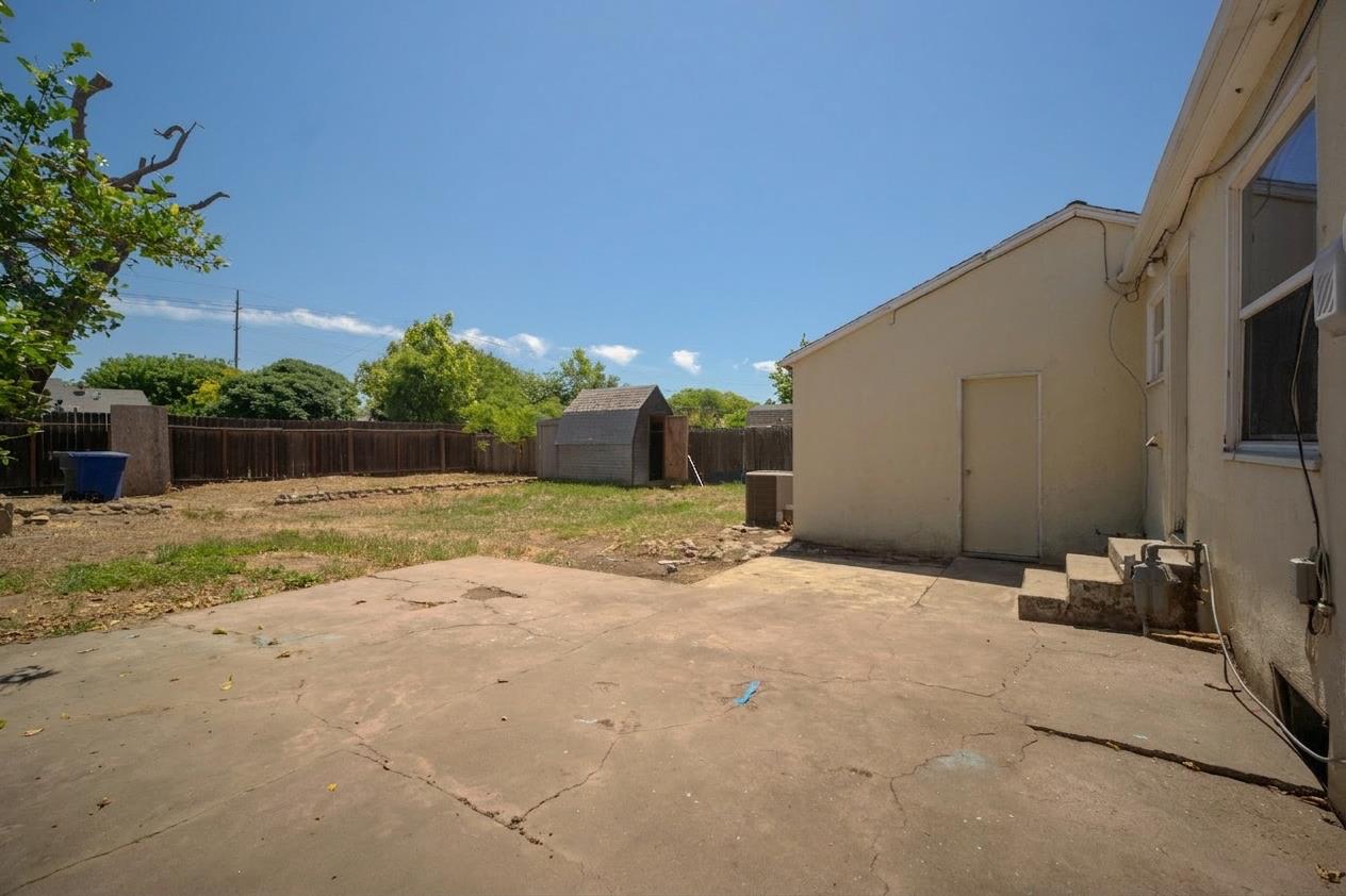 214 Ferguson Ave, Modesto, CA 95354
