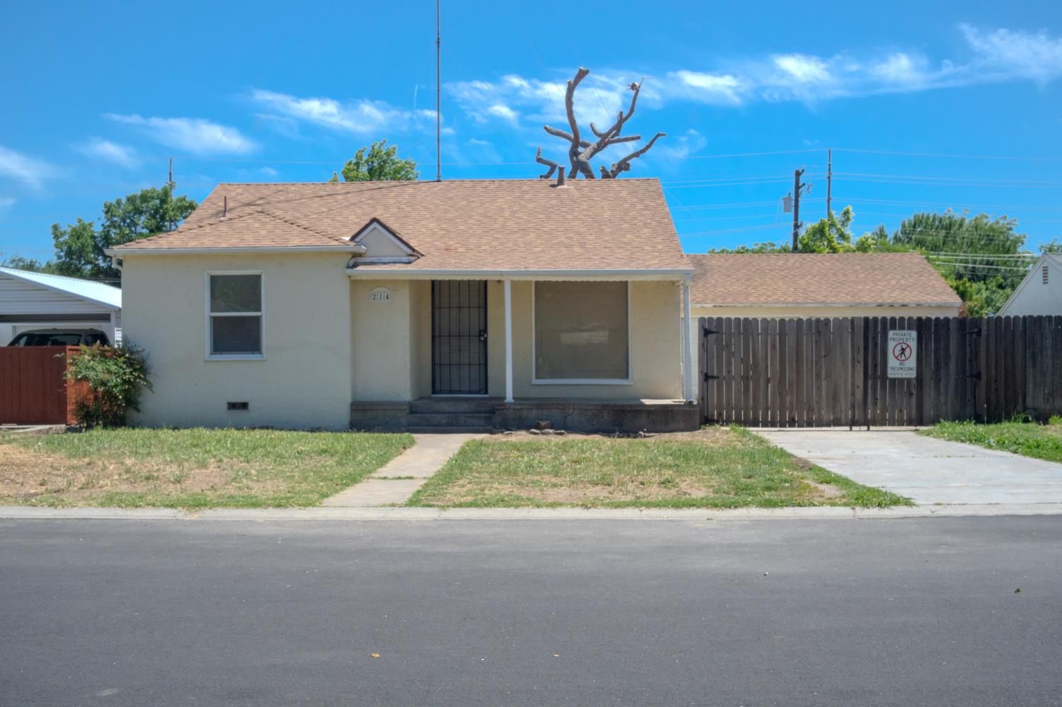 214 Ferguson Ave, Modesto, CA 95354