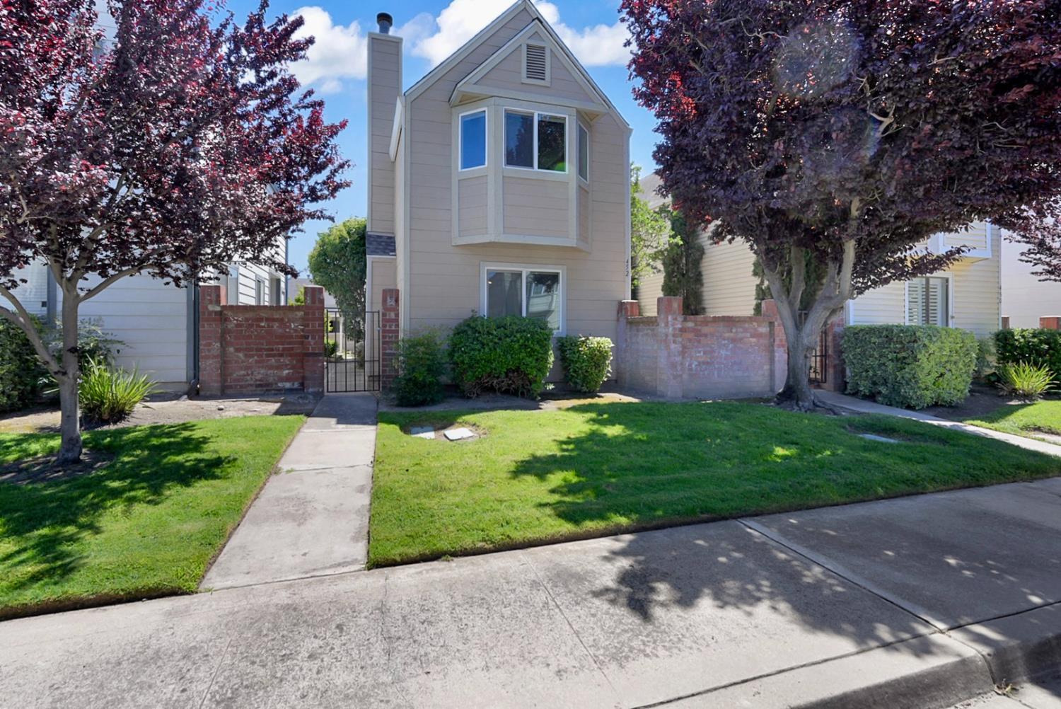 452 Benjamin Place, Manteca, CA 95337