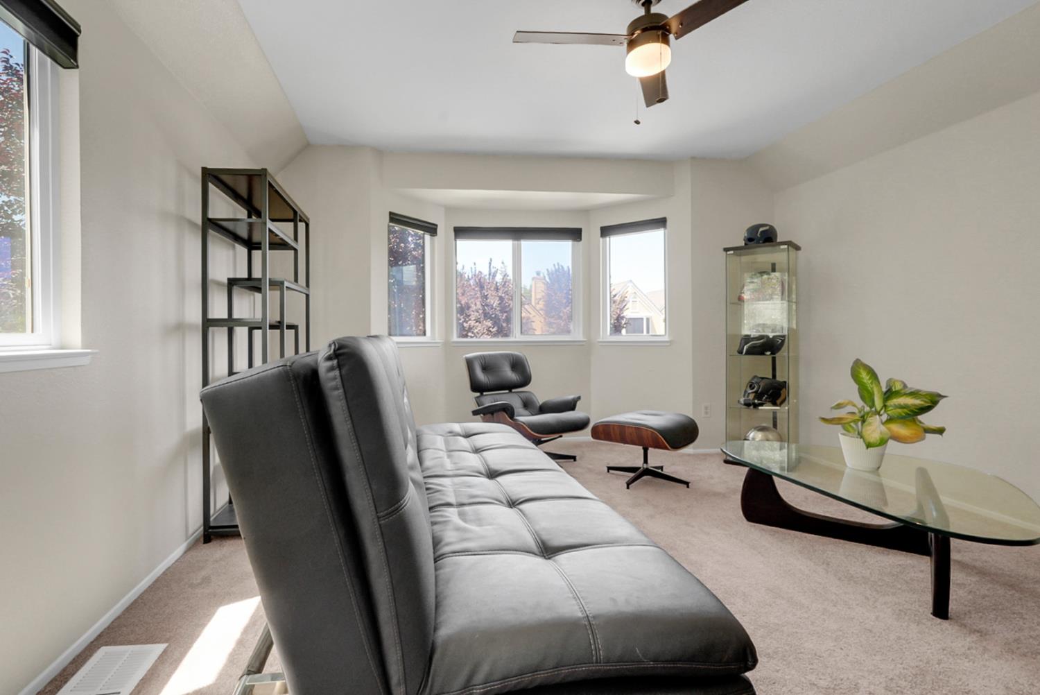 452 Benjamin Place, Manteca, CA 95337