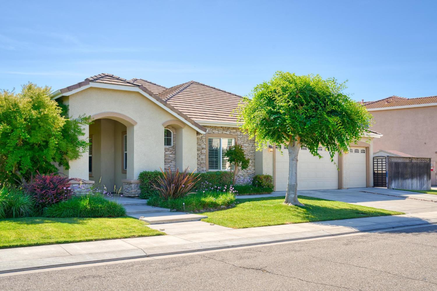 1616 Langum Way, Manteca, CA 95337