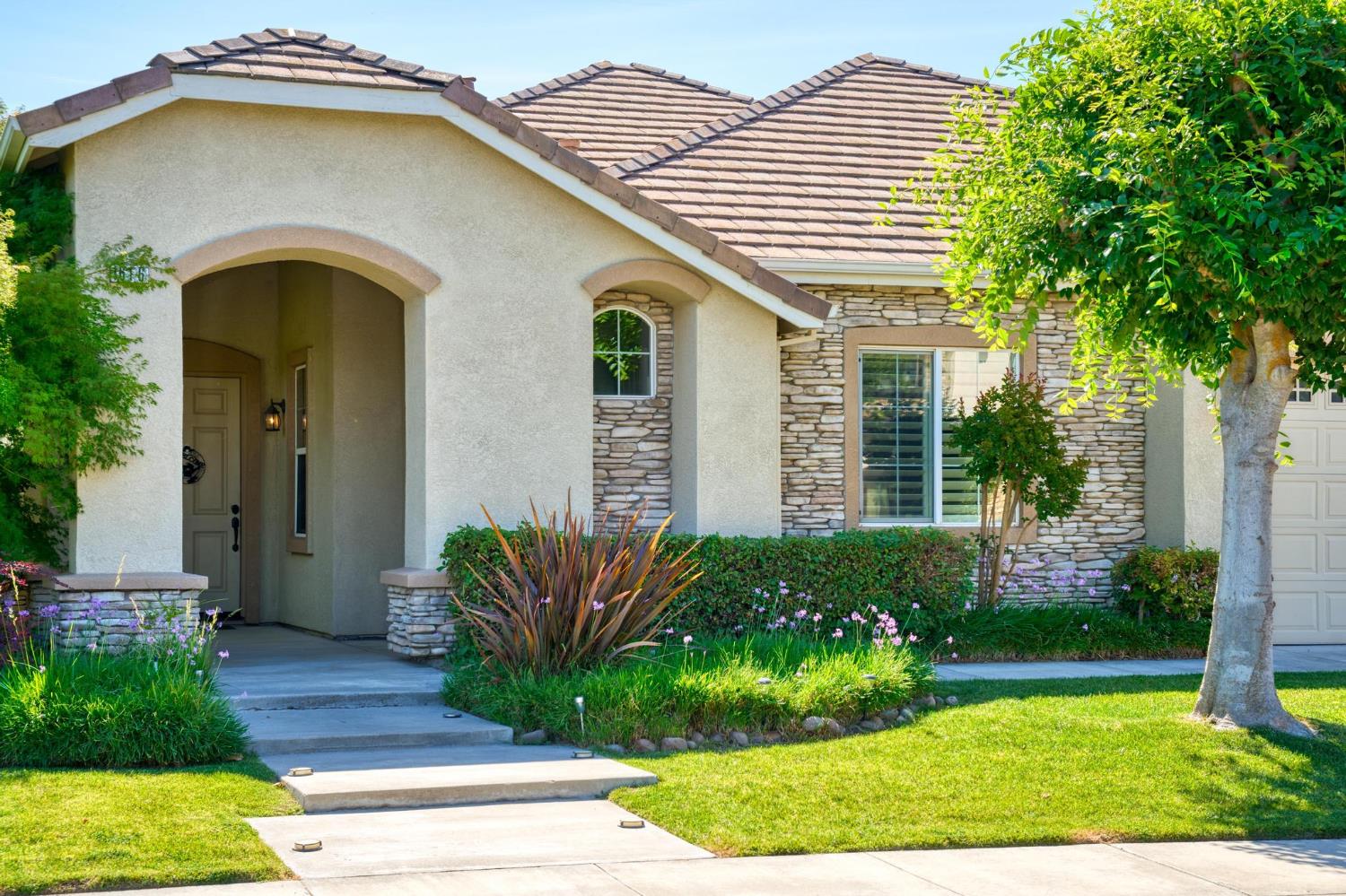 1616 Langum Way, Manteca, CA 95337
