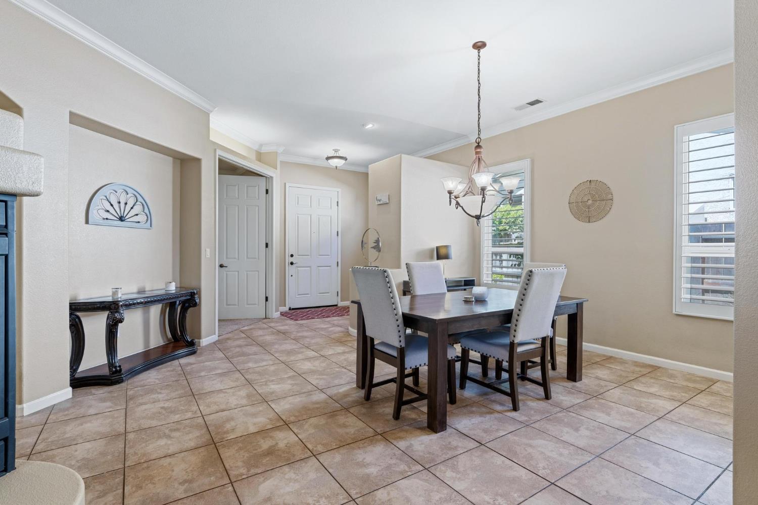 1616 Langum Way, Manteca, CA 95337