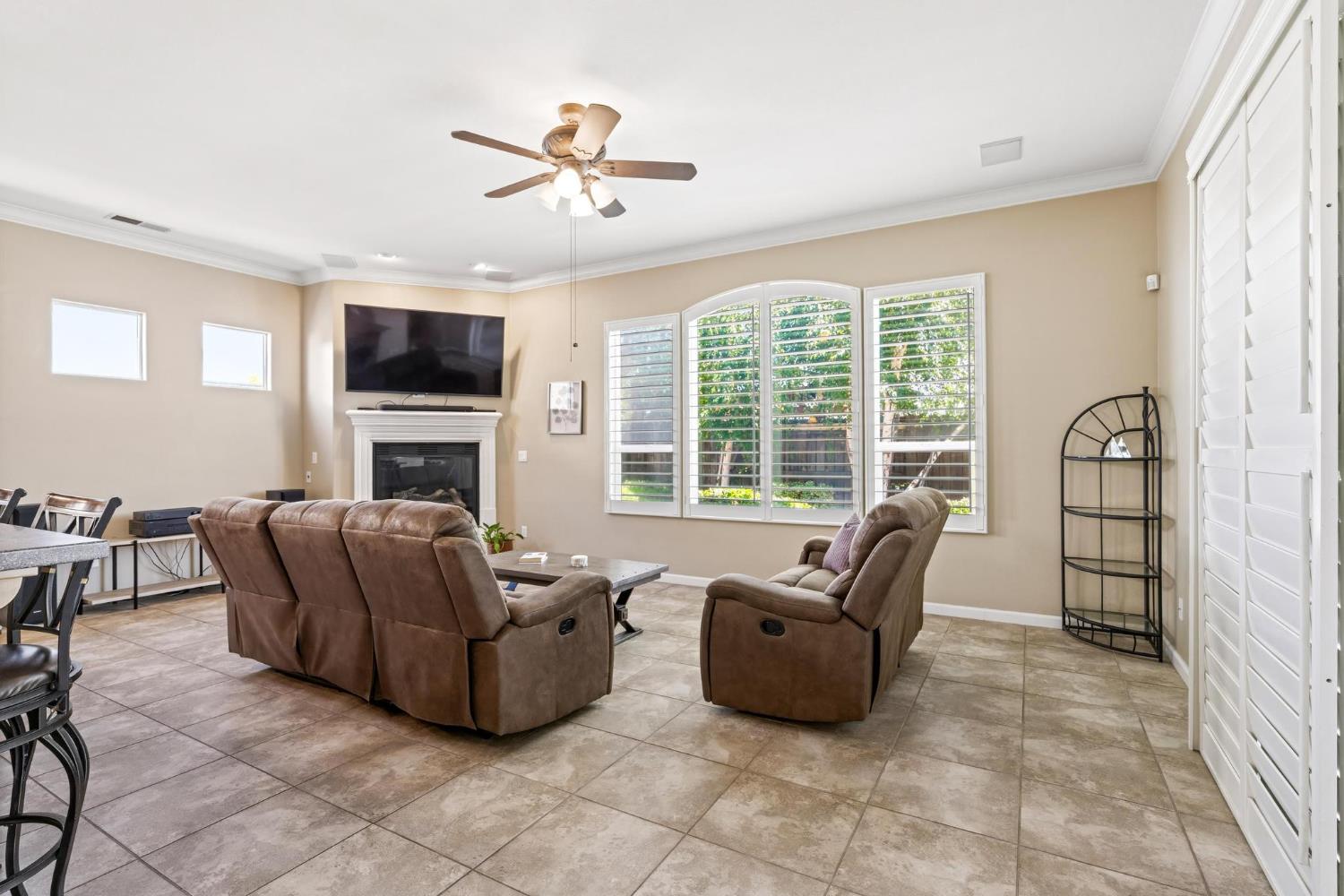 1616 Langum Way, Manteca, CA 95337