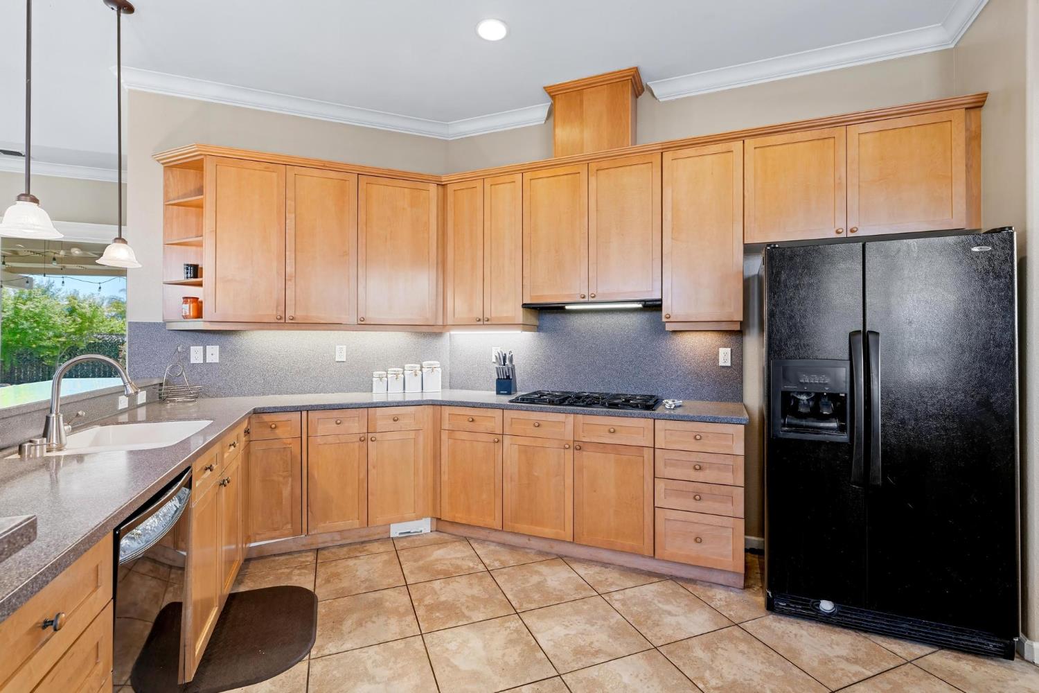 1616 Langum Way, Manteca, CA 95337