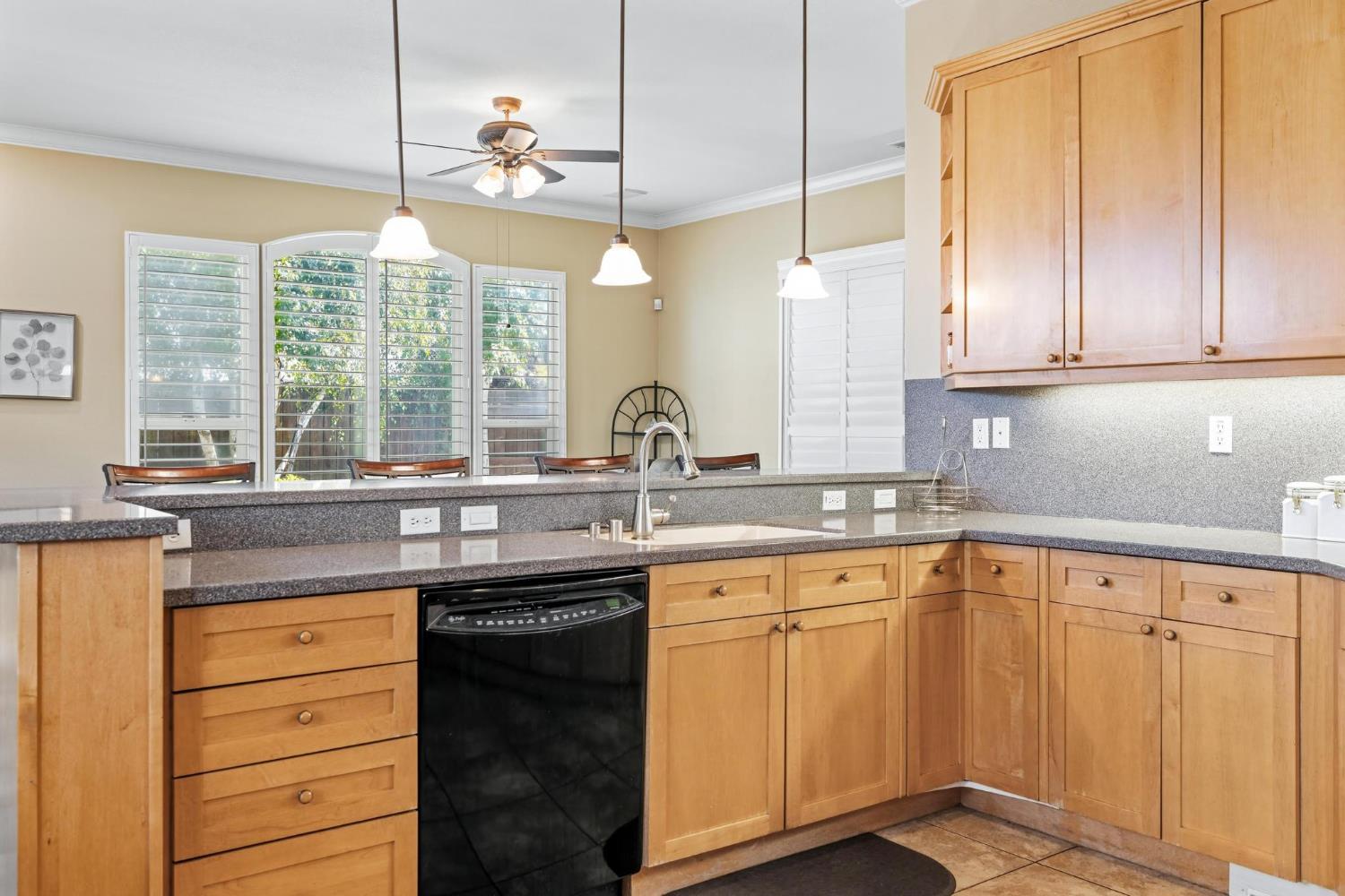 1616 Langum Way, Manteca, CA 95337