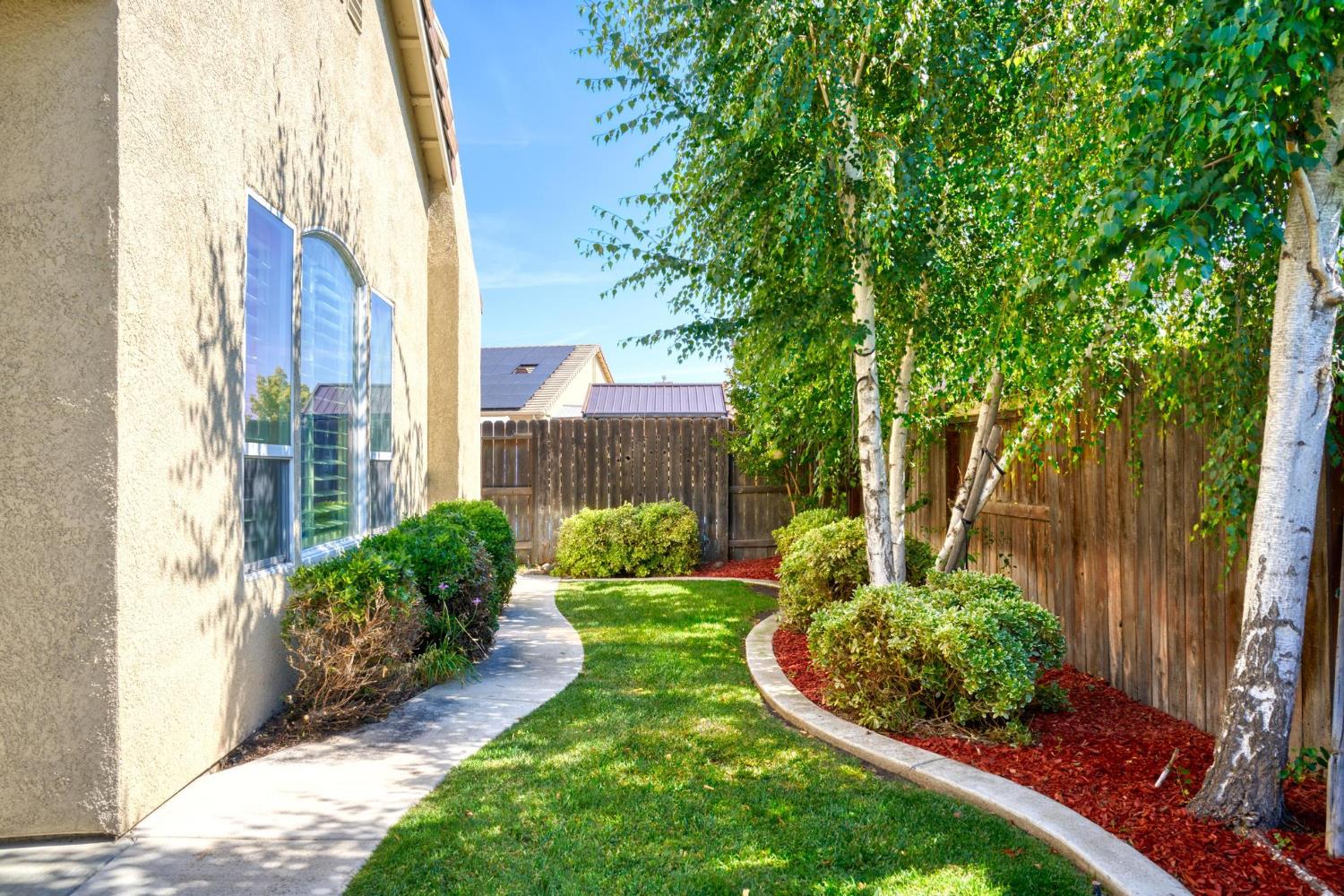 1616 Langum Way, Manteca, CA 95337