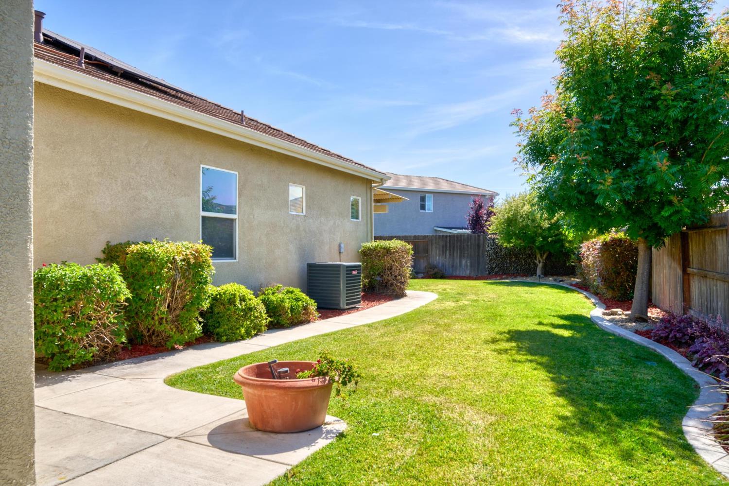 1616 Langum Way, Manteca, CA 95337
