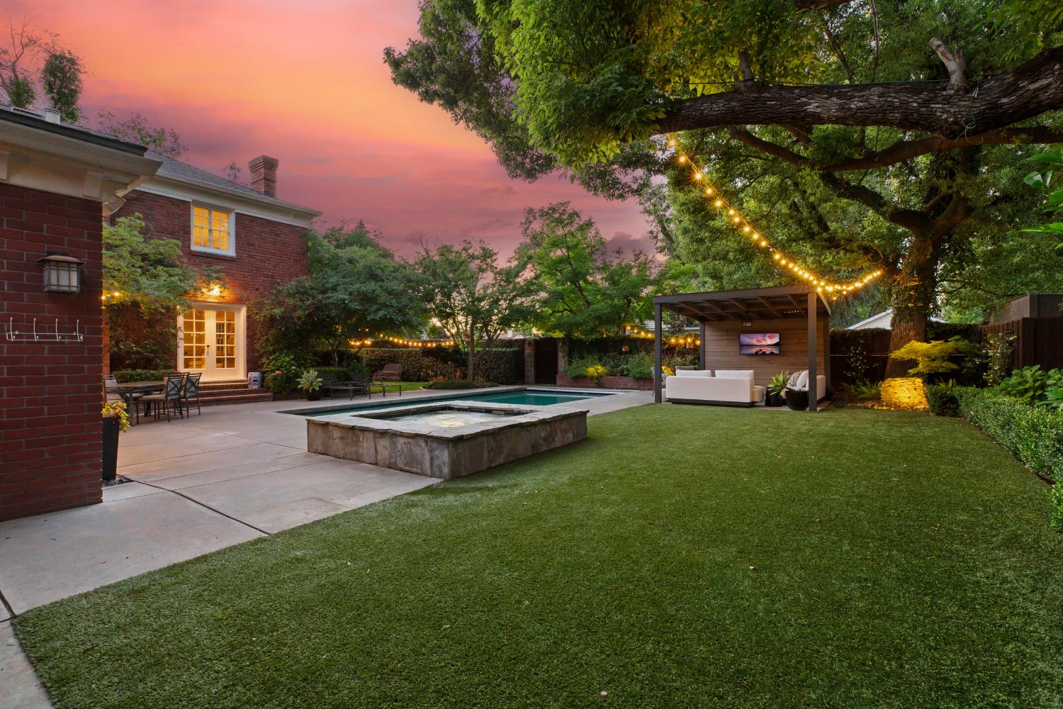 930 Sycamore Ave, Modesto, CA 95350