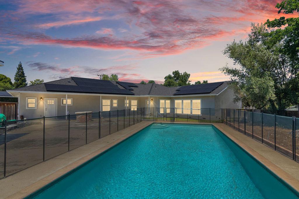 6950 Arrowwood Dr, Riverbank, CA 95367