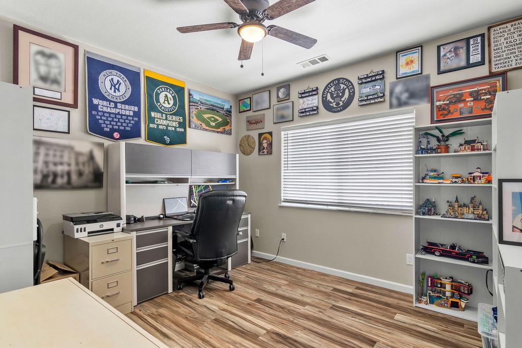 6950 Arrowwood Dr, Riverbank, CA 95367