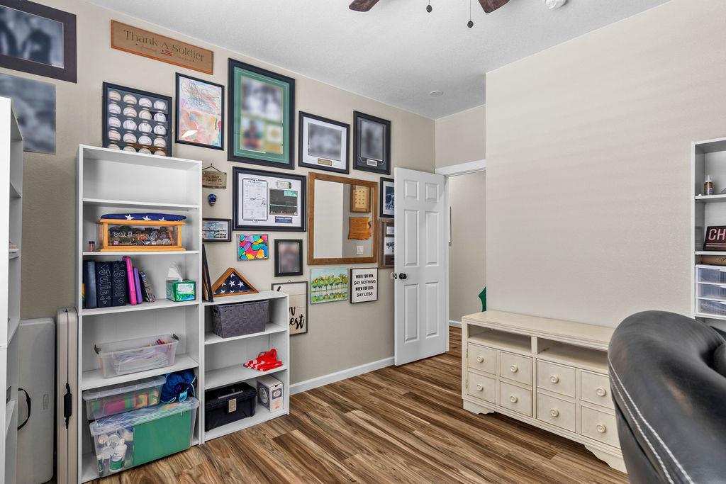 6950 Arrowwood Dr, Riverbank, CA 95367