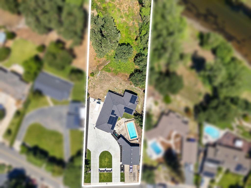 6950 Arrowwood Dr, Riverbank, CA 95367