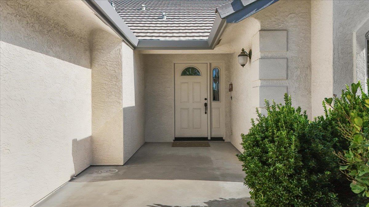 1795 Brookside Dr, Manteca, CA 95336
