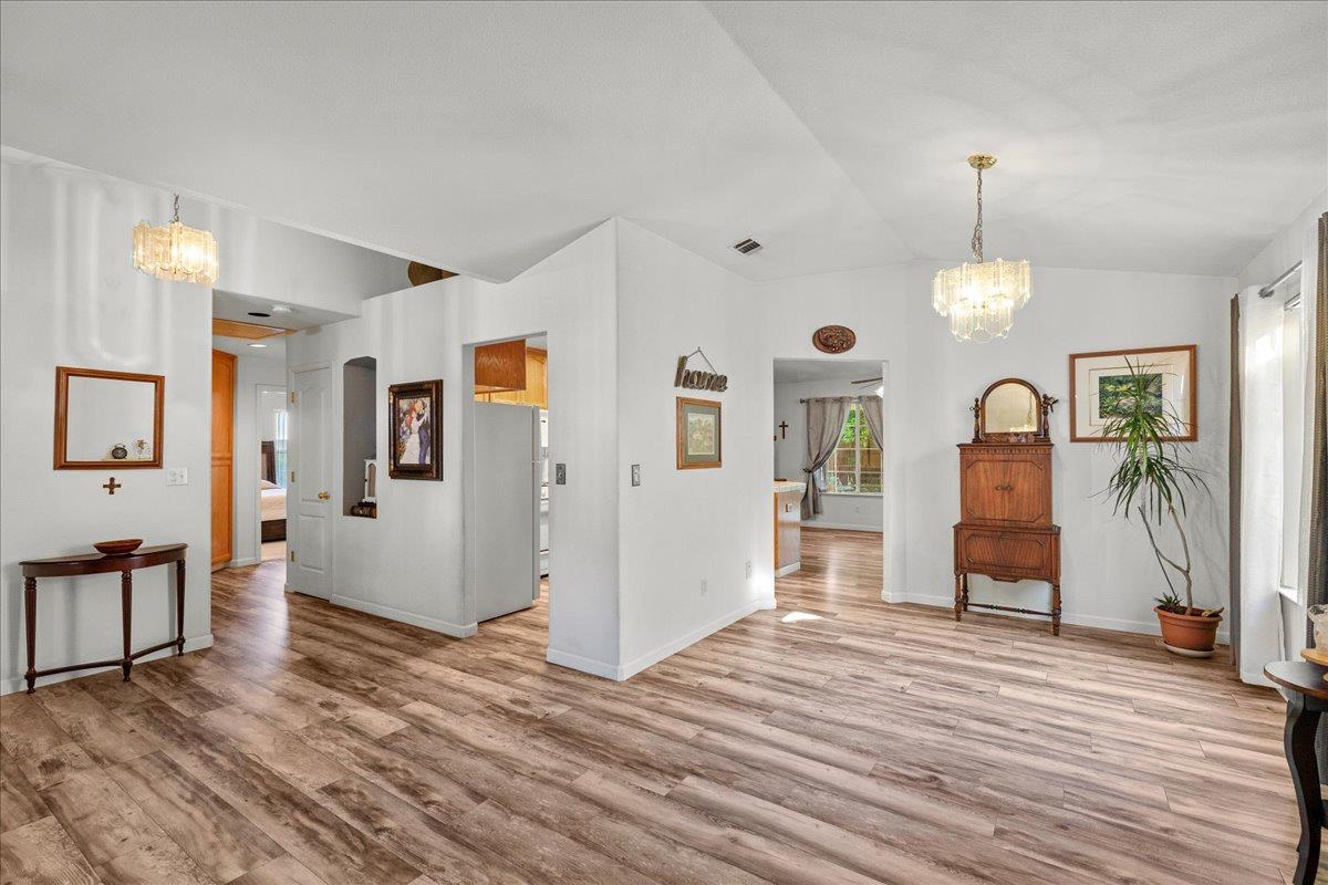 1795 Brookside Dr, Manteca, CA 95336