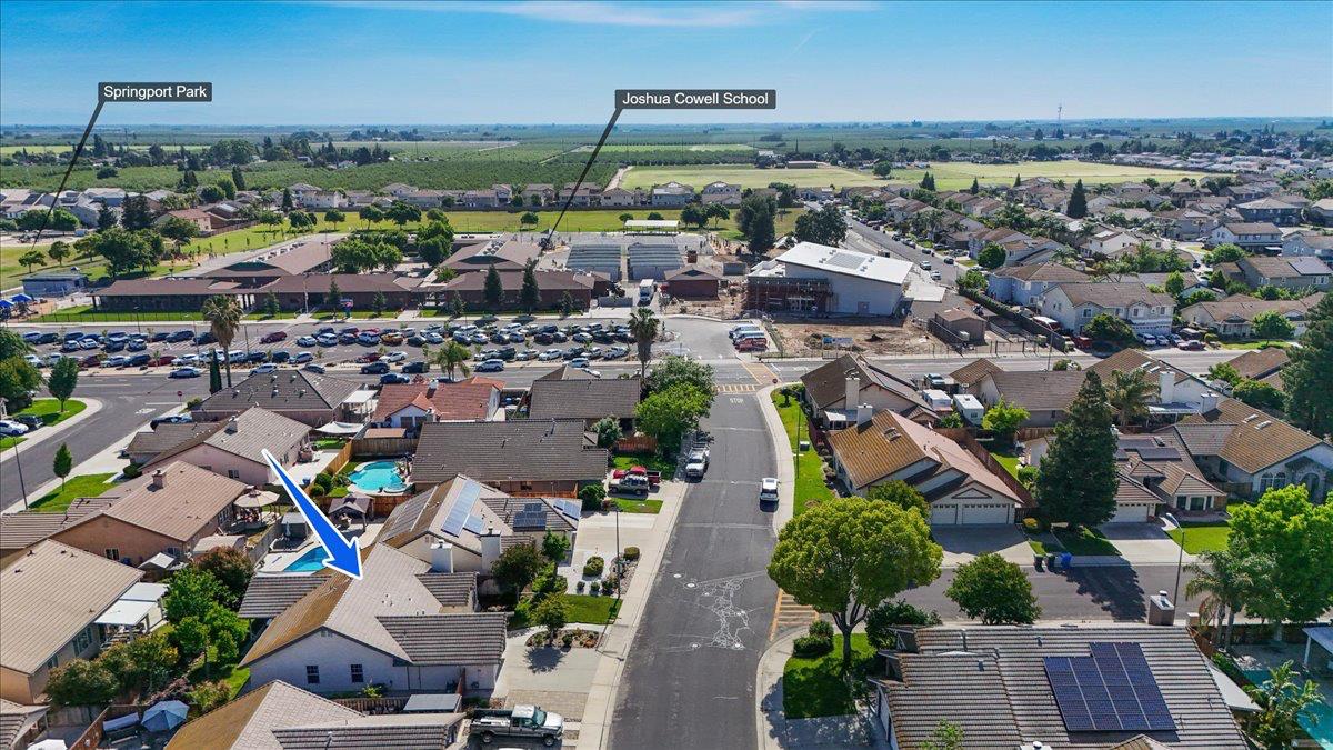 1795 Brookside Dr, Manteca, CA 95336