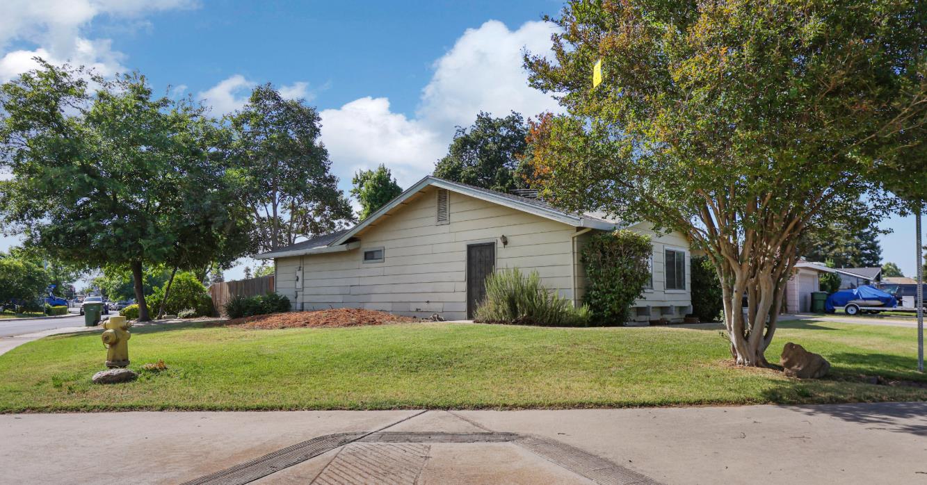 823 Domingo Ct, Turlock, CA 95380