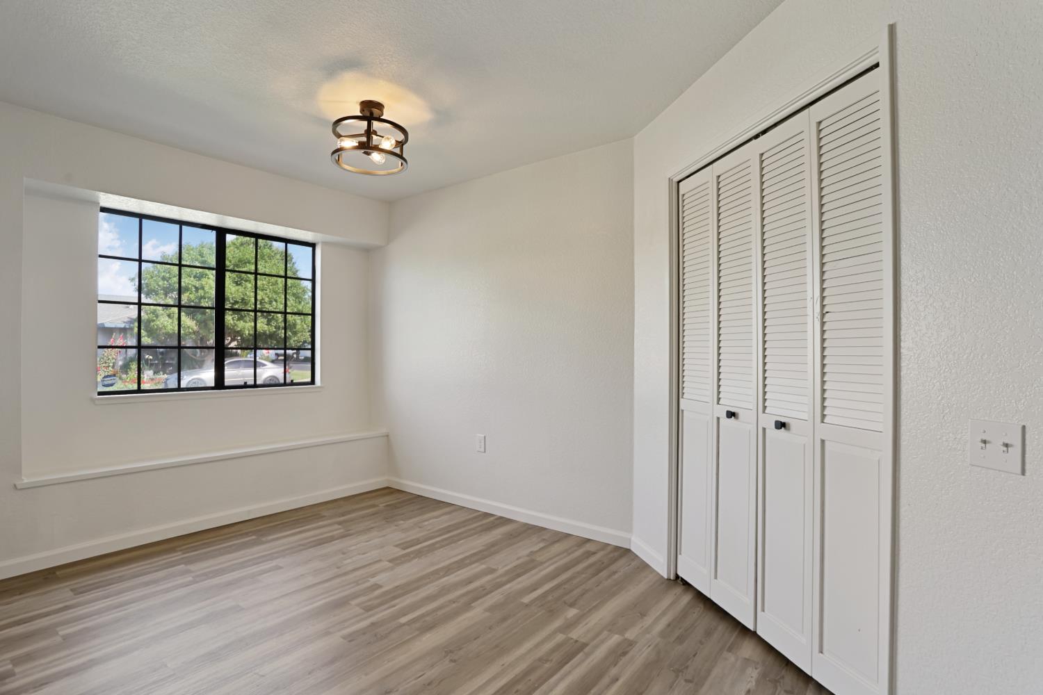 823 Domingo Ct, Turlock, CA 95380