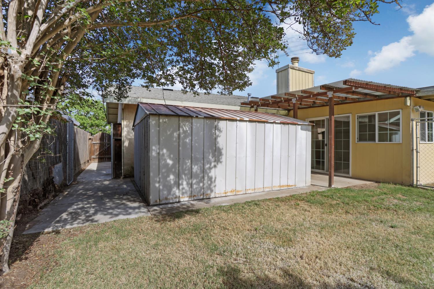 823 Domingo Ct, Turlock, CA 95380