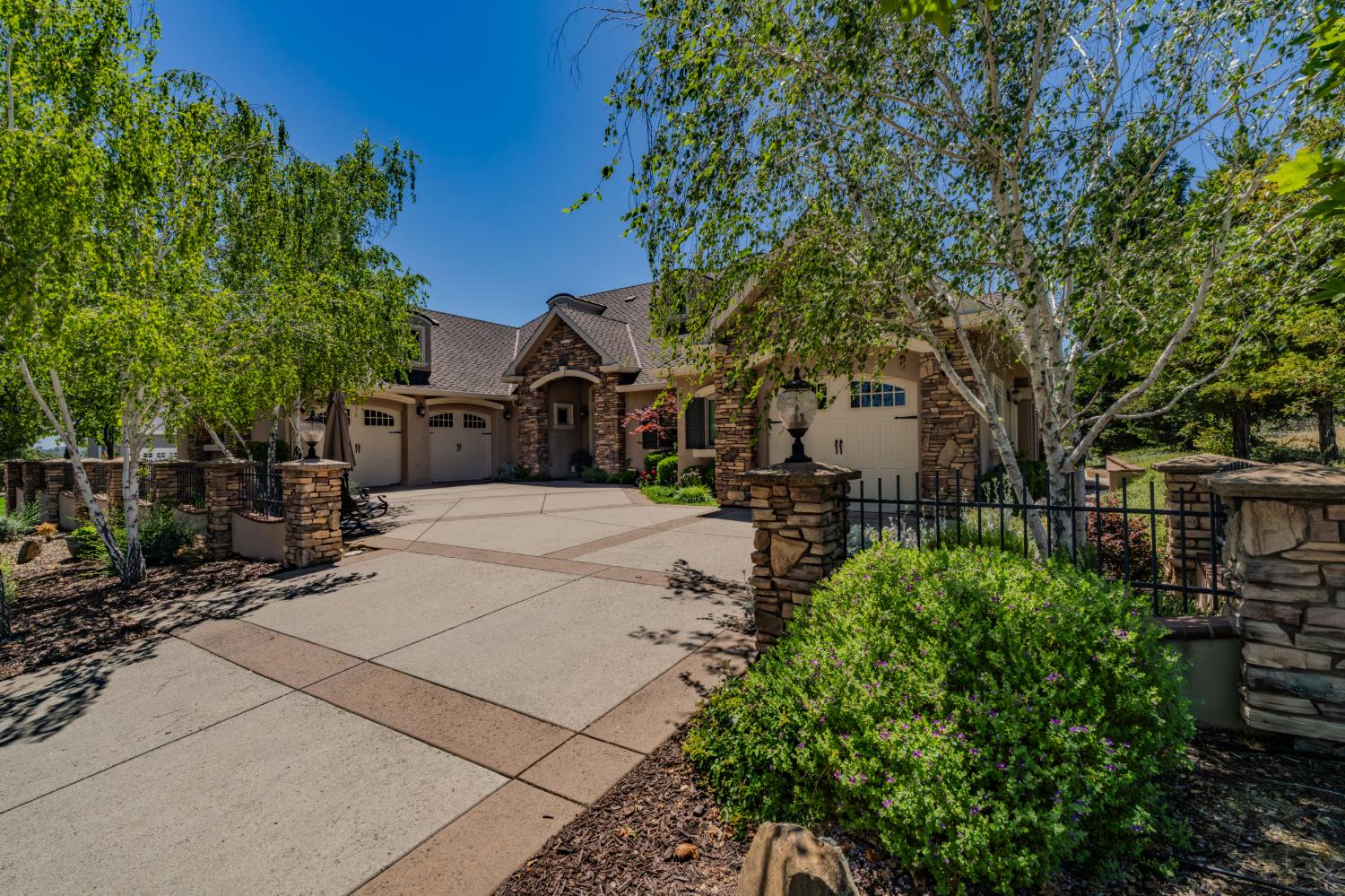 2086 Oak Creek Dr #1, Copperopolis, CA 95228
