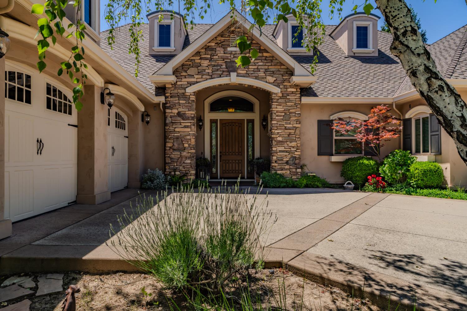 2086 Oak Creek Dr #1, Copperopolis, CA 95228