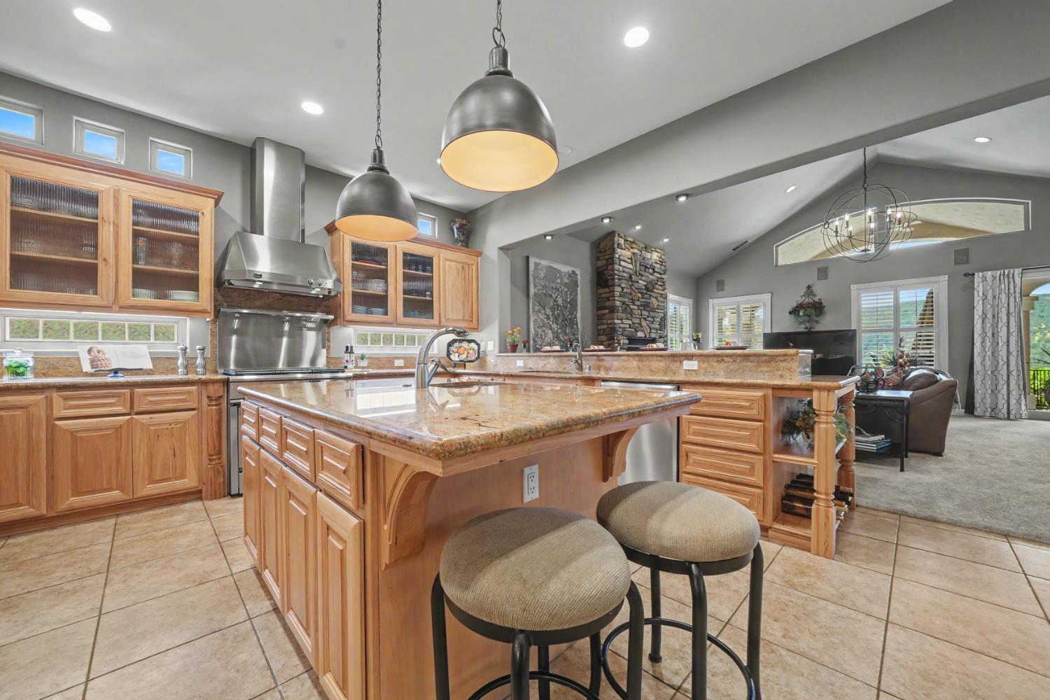 2086 Oak Creek Dr #1, Copperopolis, CA 95228