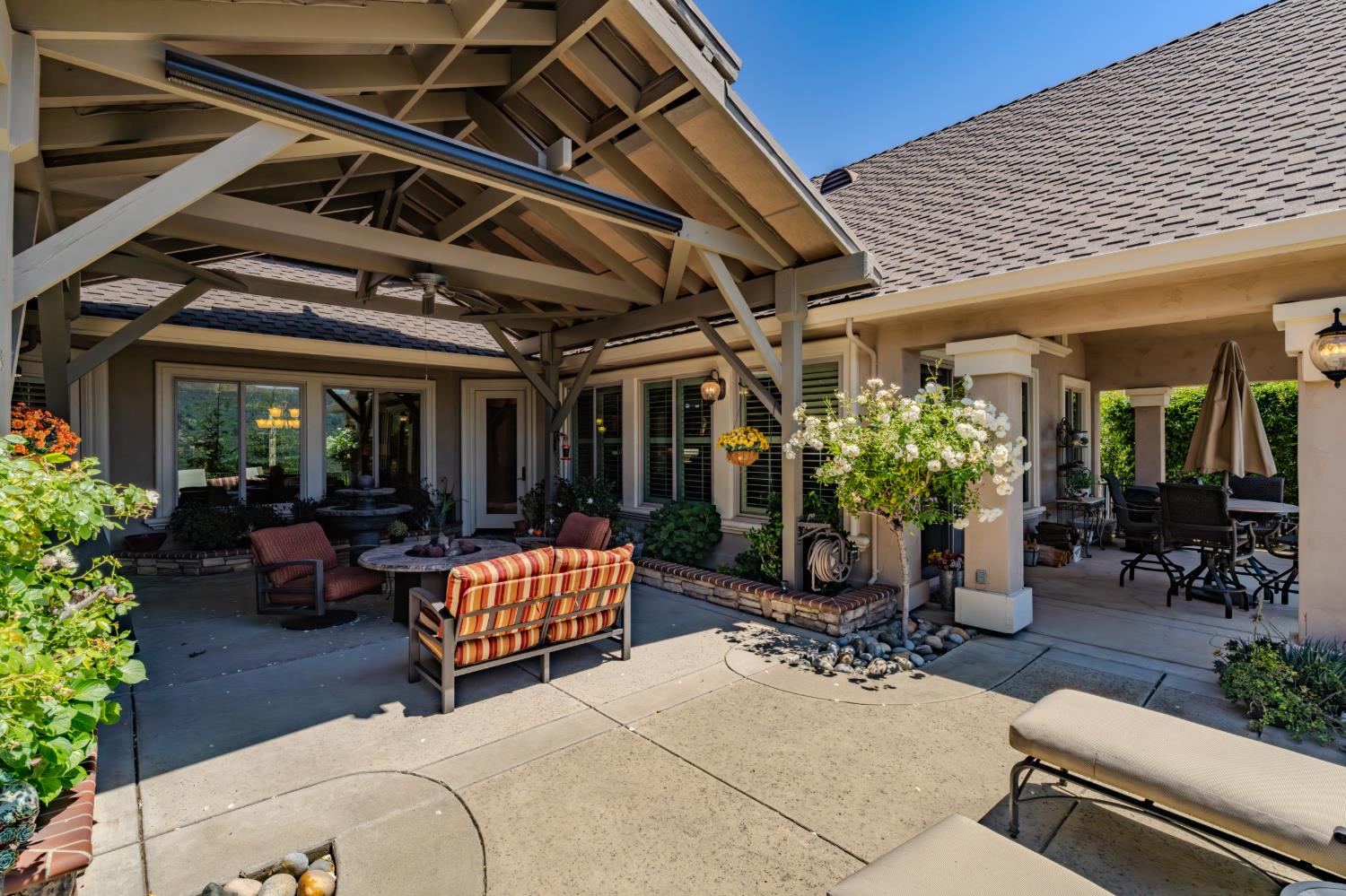 2086 Oak Creek Dr #1, Copperopolis, CA 95228