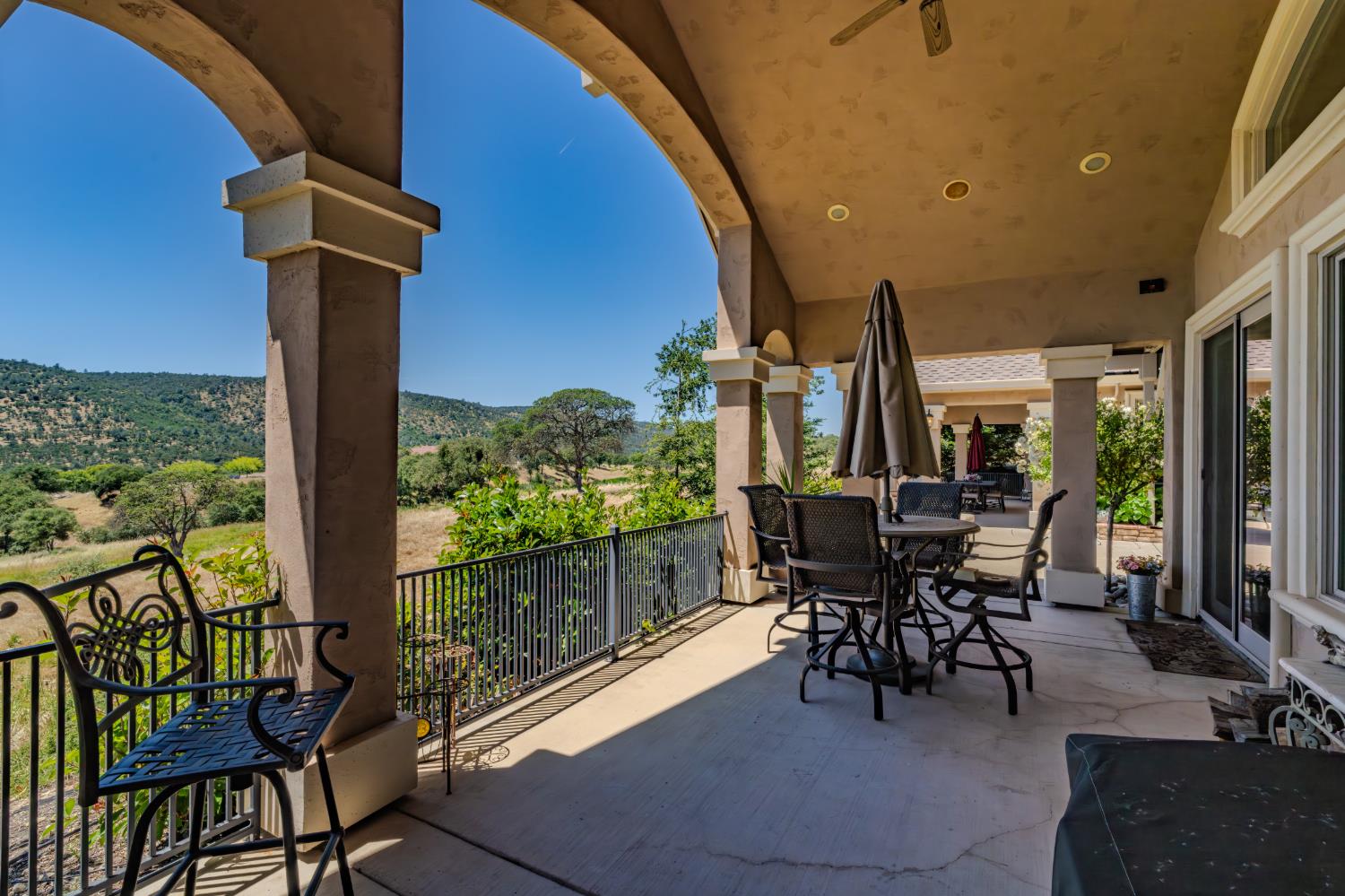 2086 Oak Creek Dr #1, Copperopolis, CA 95228