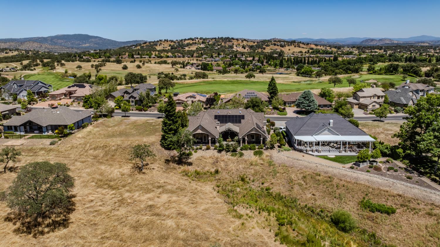 2086 Oak Creek Dr #1, Copperopolis, CA 95228