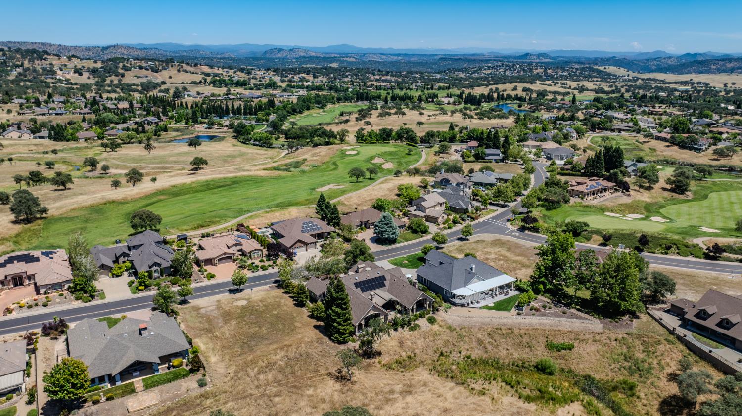2086 Oak Creek Dr #1, Copperopolis, CA 95228