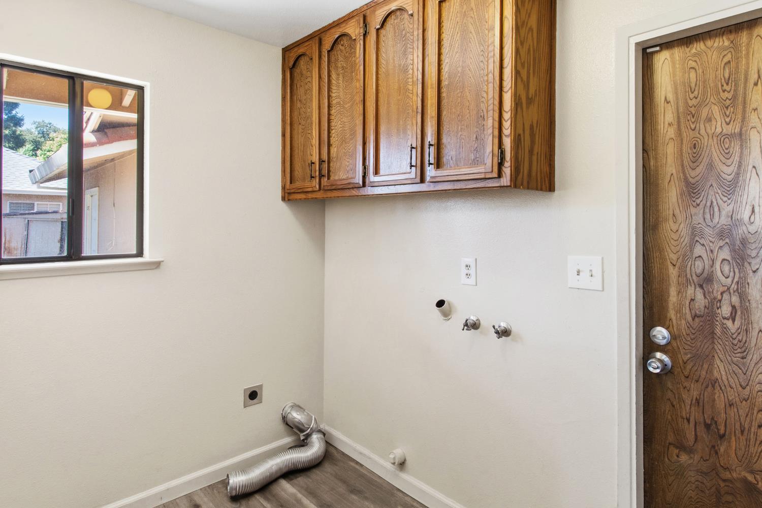 1246 Paseo Redondo Dr, Merced, CA 95348