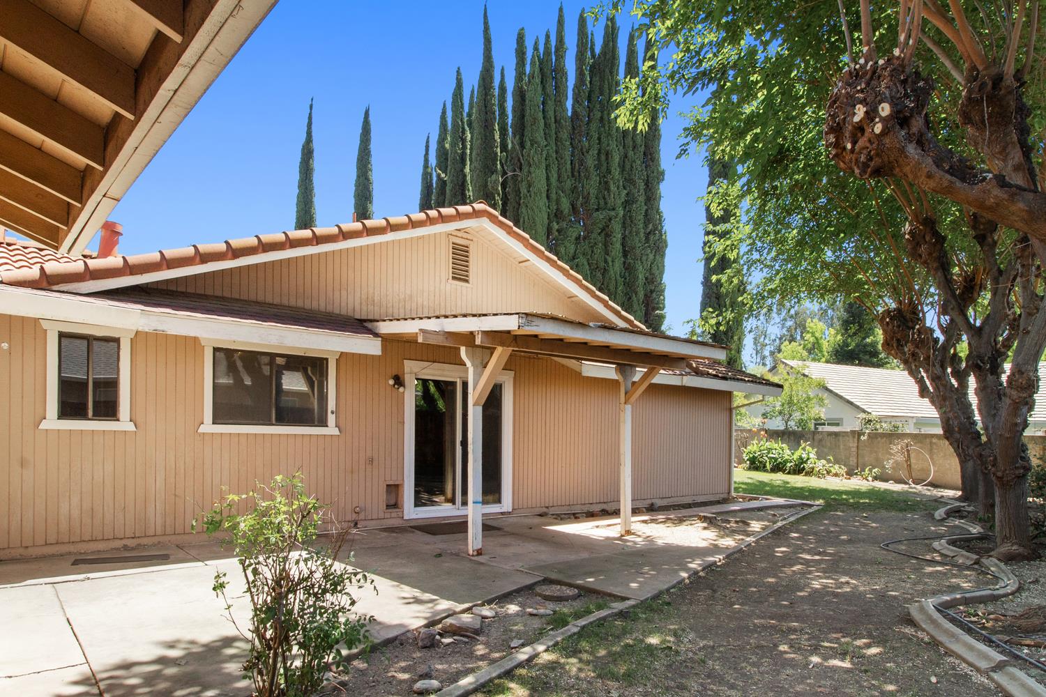 1246 Paseo Redondo Dr, Merced, CA 95348