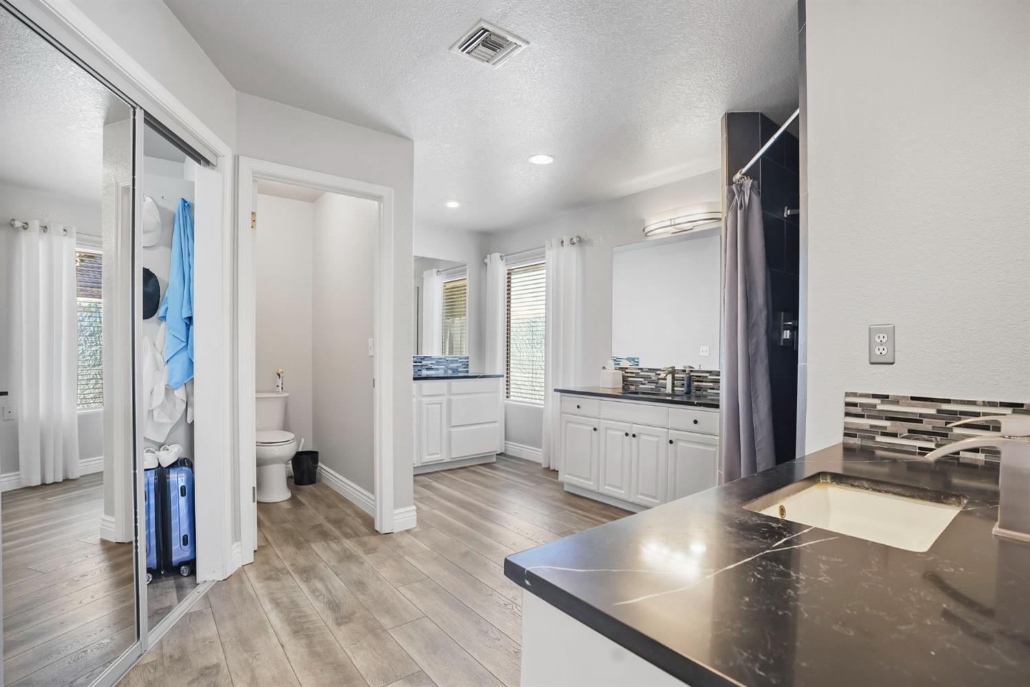 2200 Arnhem Pl, Modesto, CA 95356