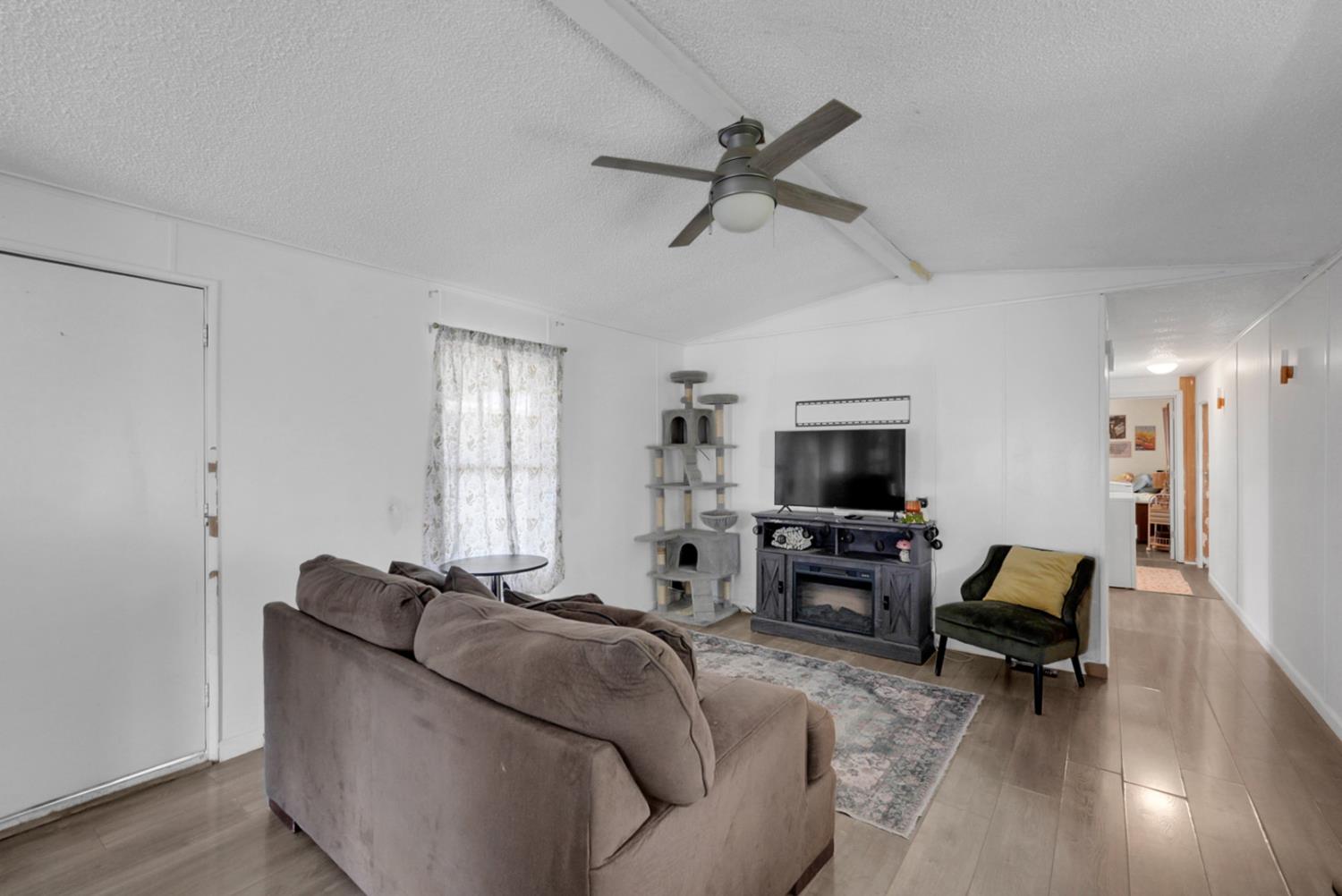 2841 Fowler Rd #99, Ceres, CA 95307